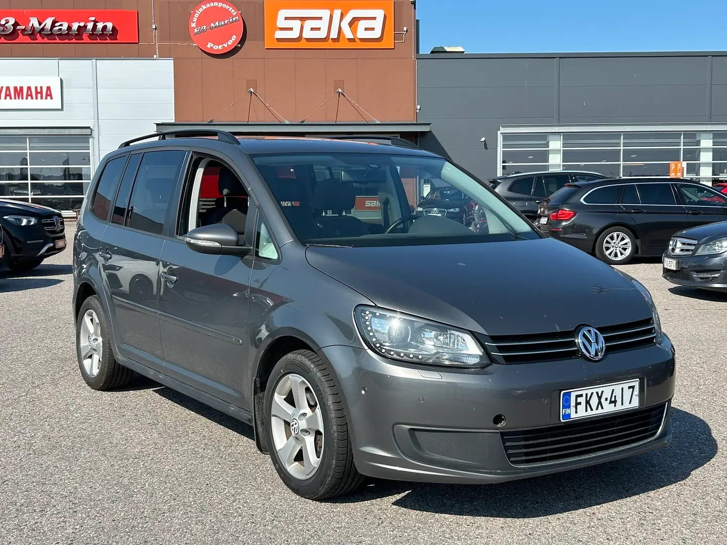 Car Image - 4ETsHPiijhSLaLRvVa1rVo