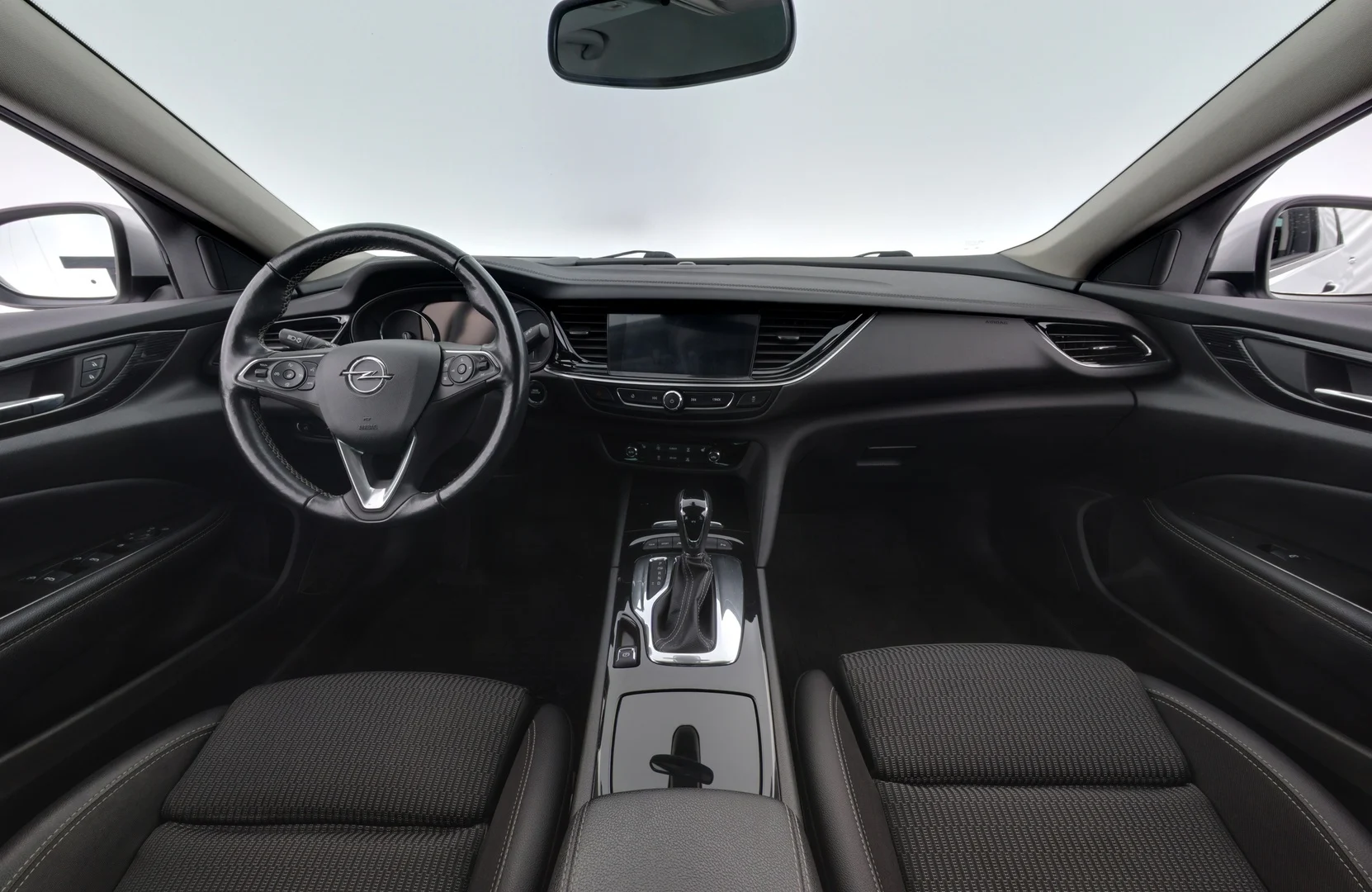 Car Image - XpRHYkZwL64DkTZc1rHvn