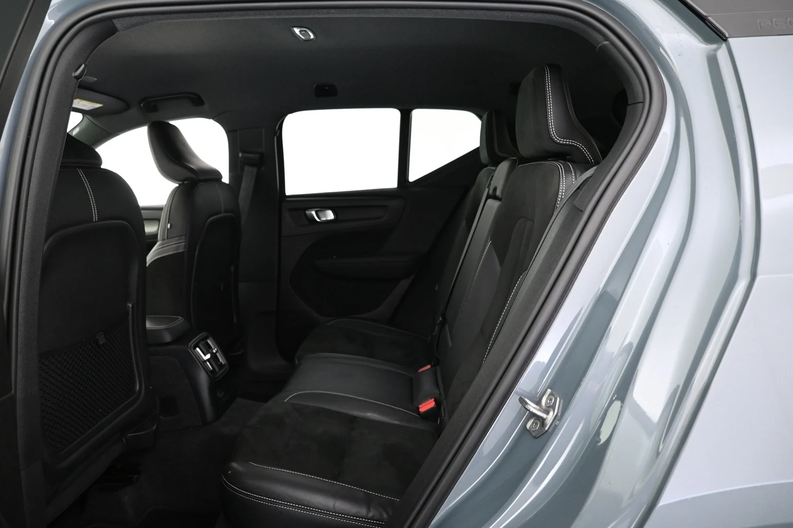 Car Image - 1LO32Q4XUIiU3pkQYiJ5eV