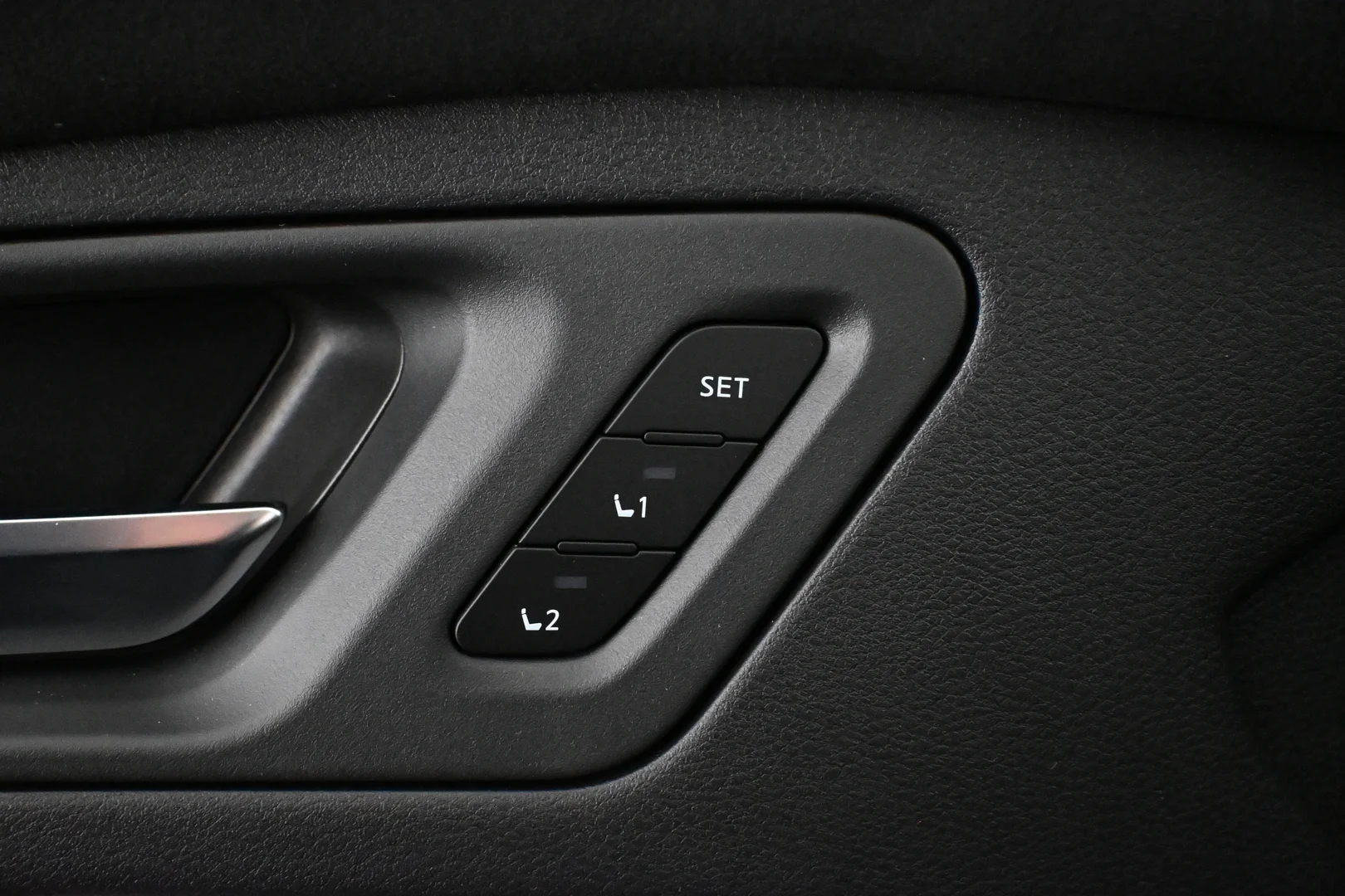 Car Image - NHL5we6hzPPoATdZrLJtZ