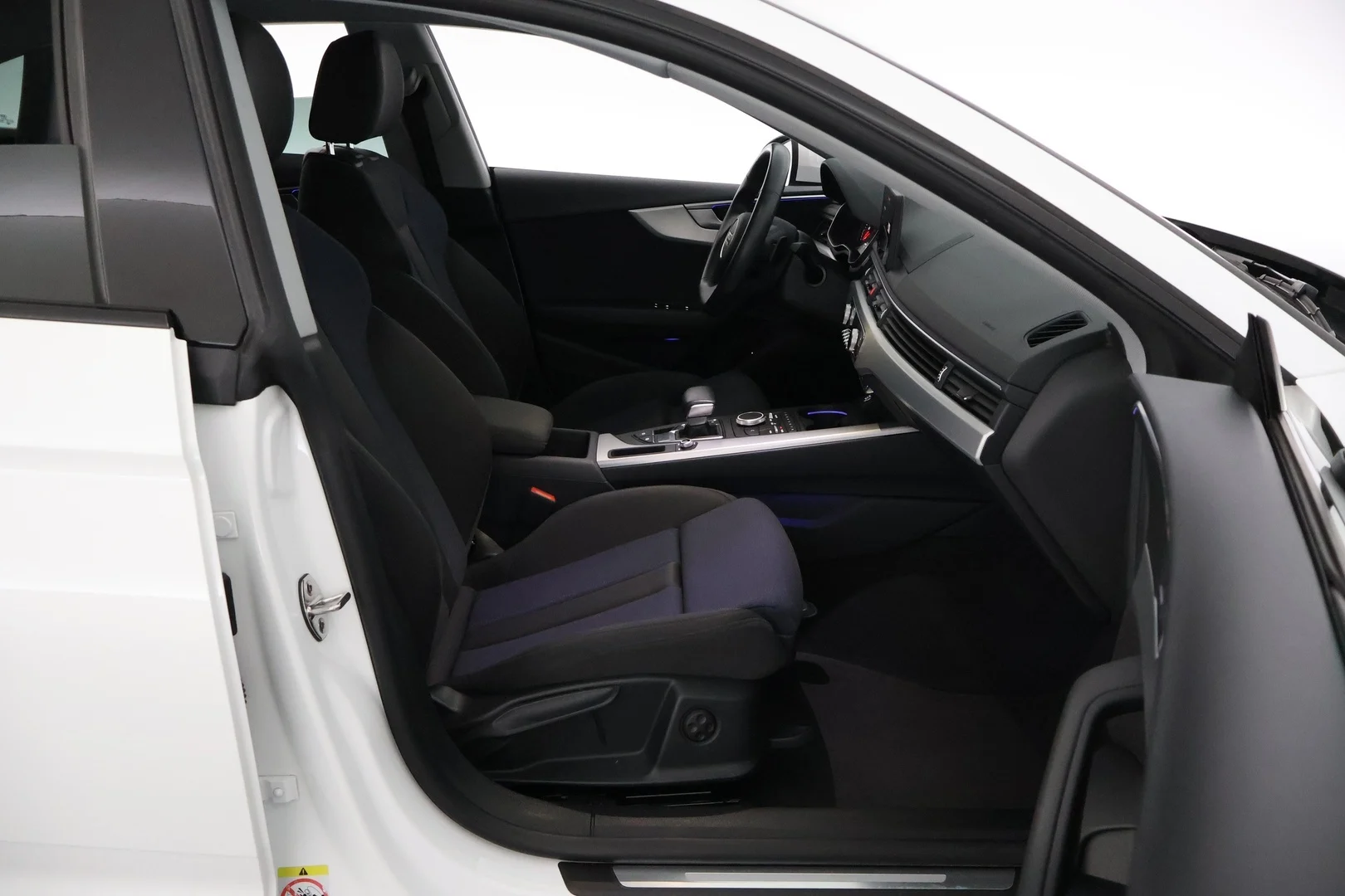Car Image - 6fEc0dnveoR3toTQ7eE1hC
