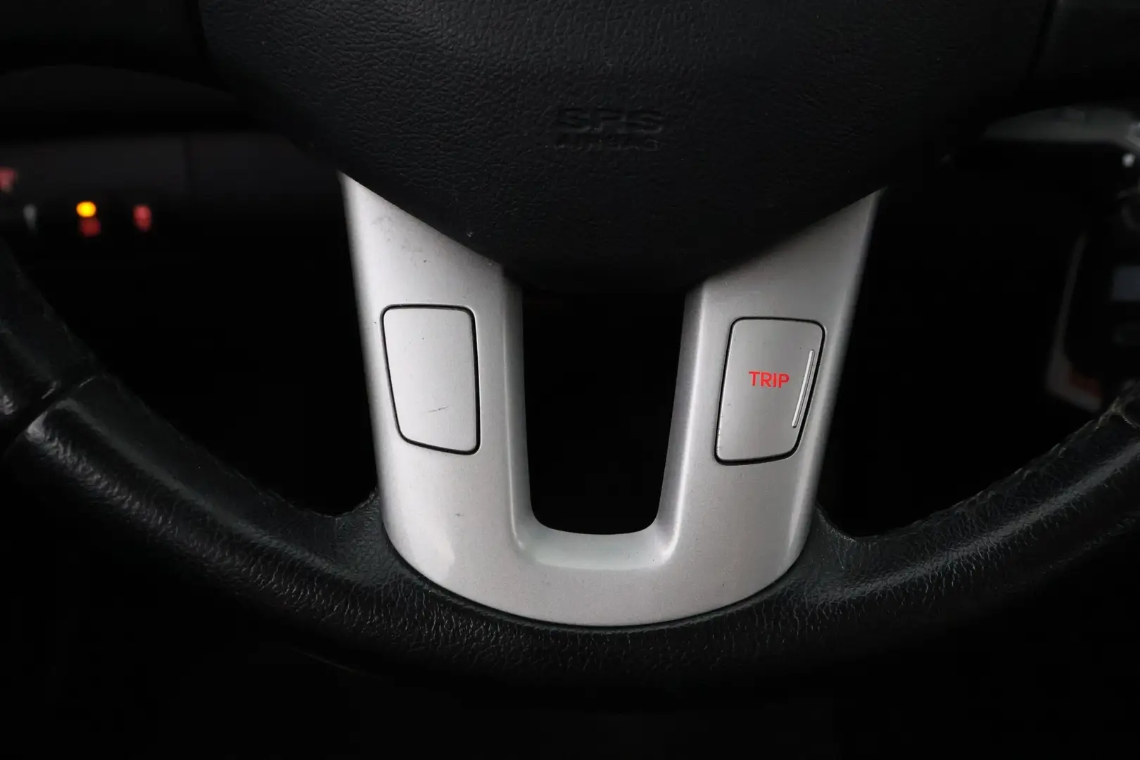 Car Image - 2J4d8lELZW06rYjNj1qARk