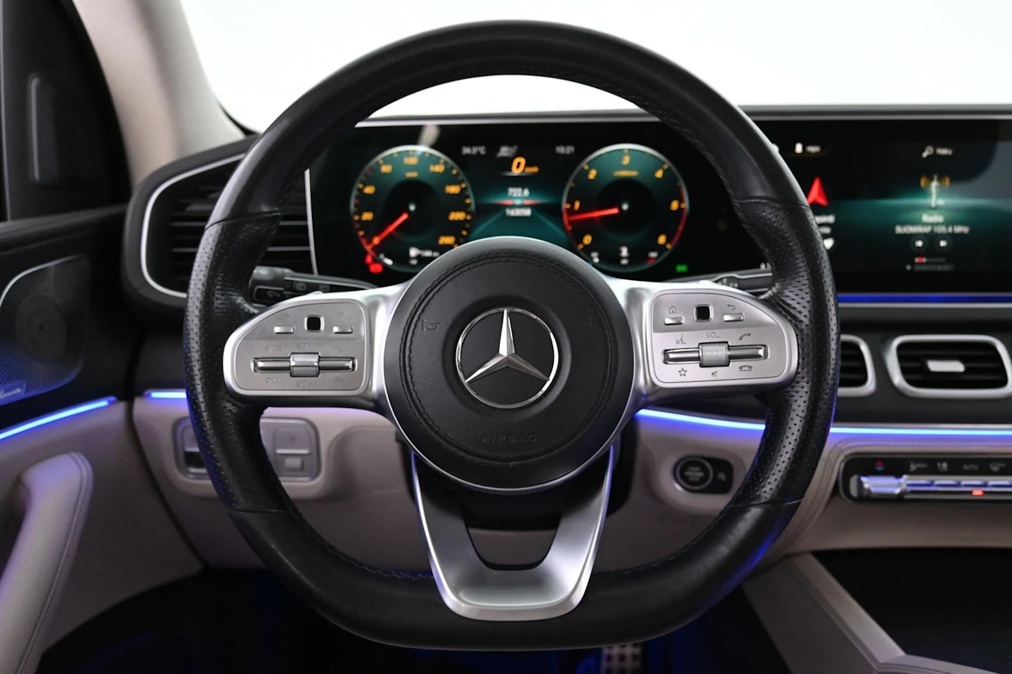 Car Image - 2Ii9moRLNbPzv5dqIkkX6B