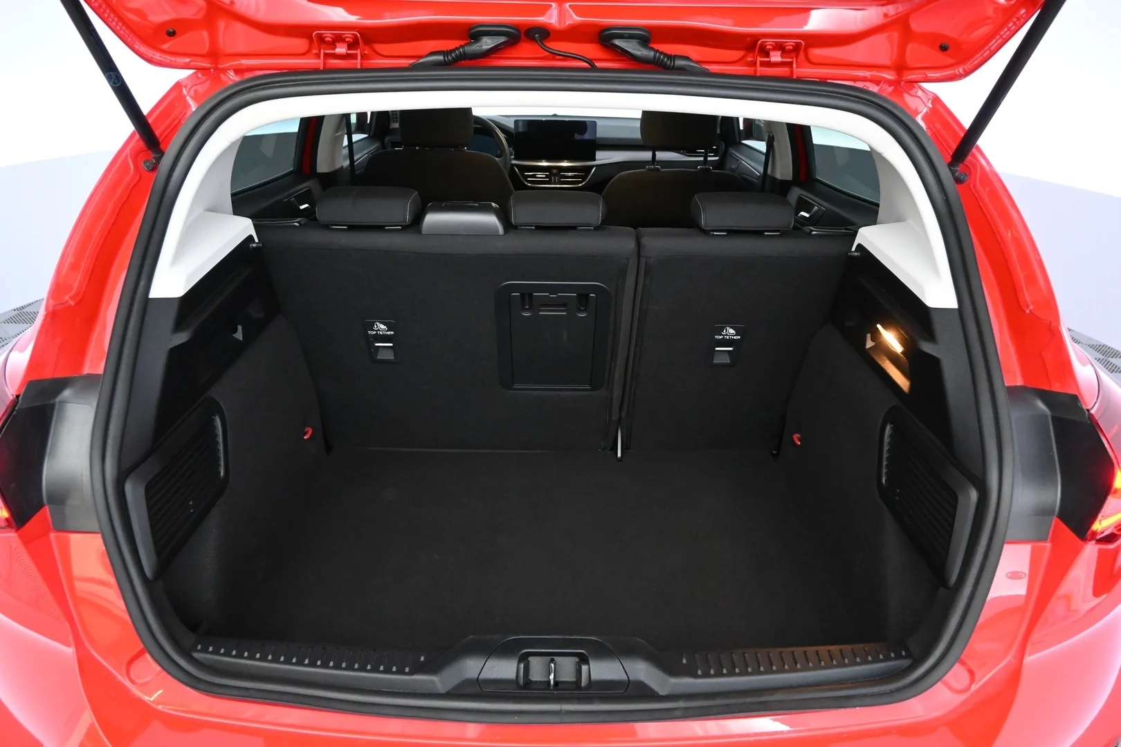 Car Image - 32K3bUAPSbryVuELWkNkfU