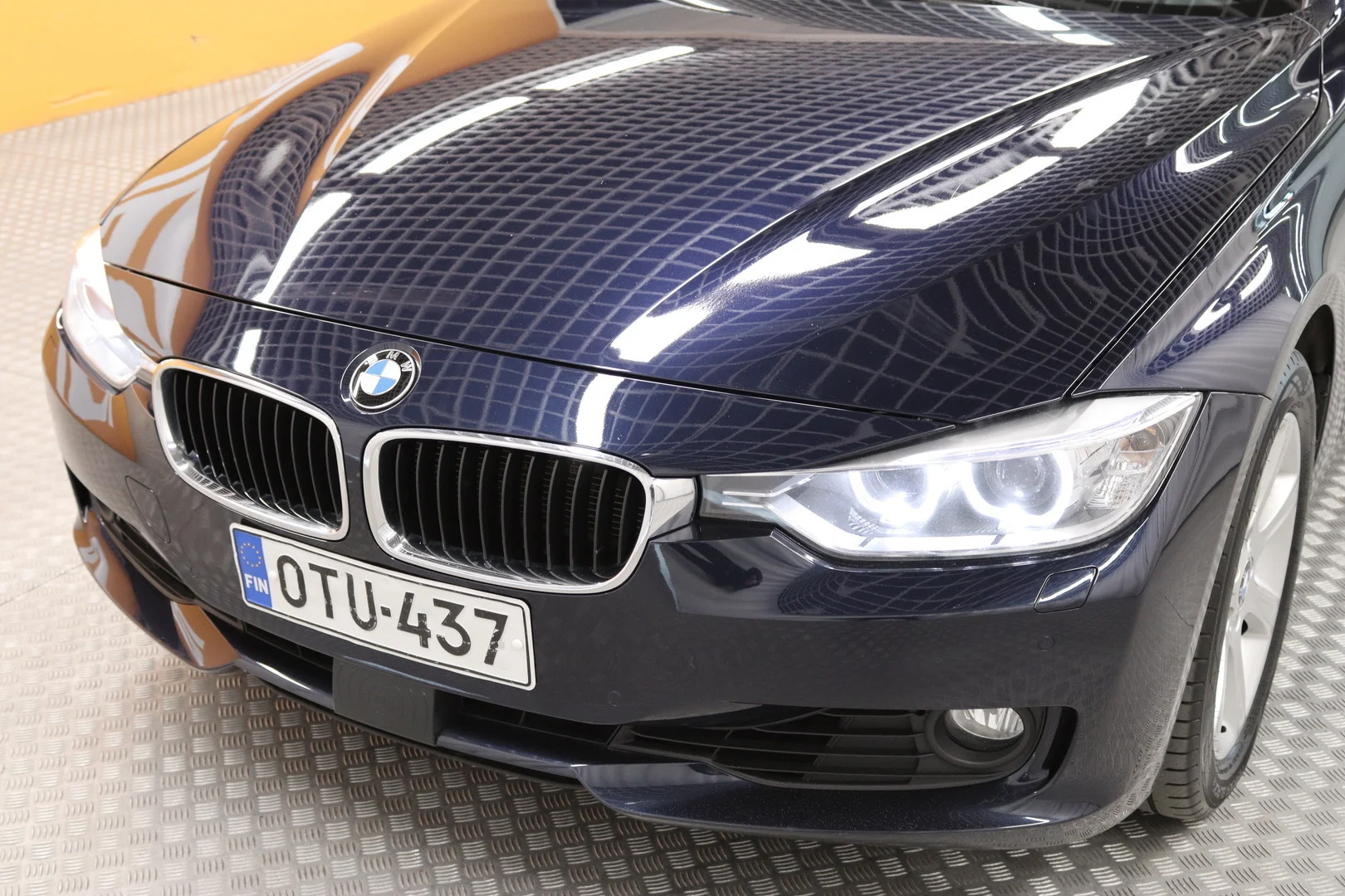 Car Image - Xvd42jxaVaFmPRf5fSVdh