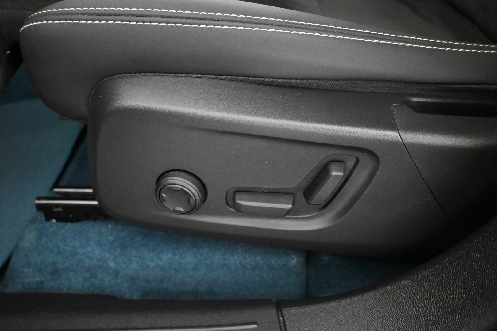 Car Image - 6DOUXa4SRWkM6zCPyWxO0L