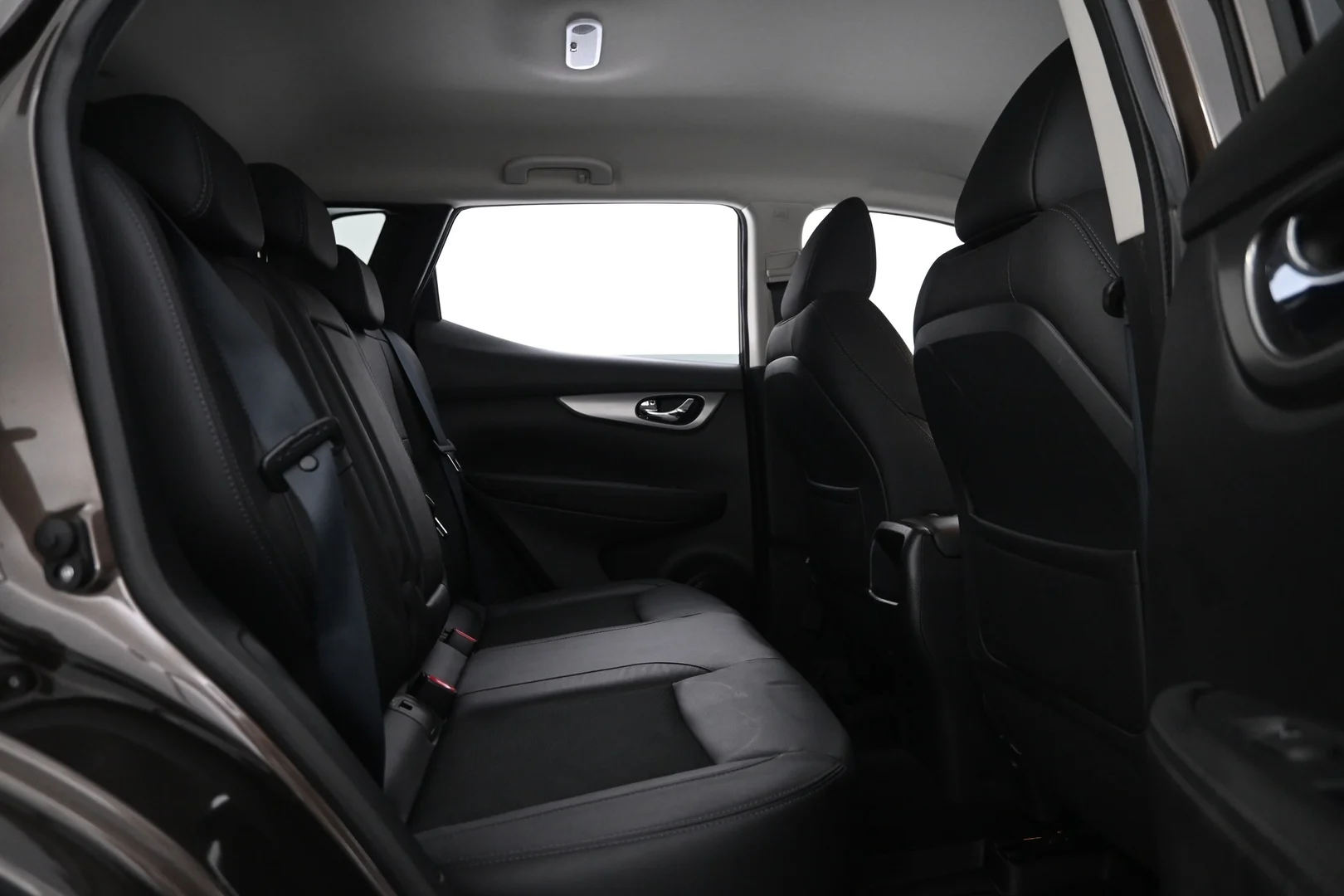 Car Image - 2bWF3Aeb6ZuNv8kS22admI