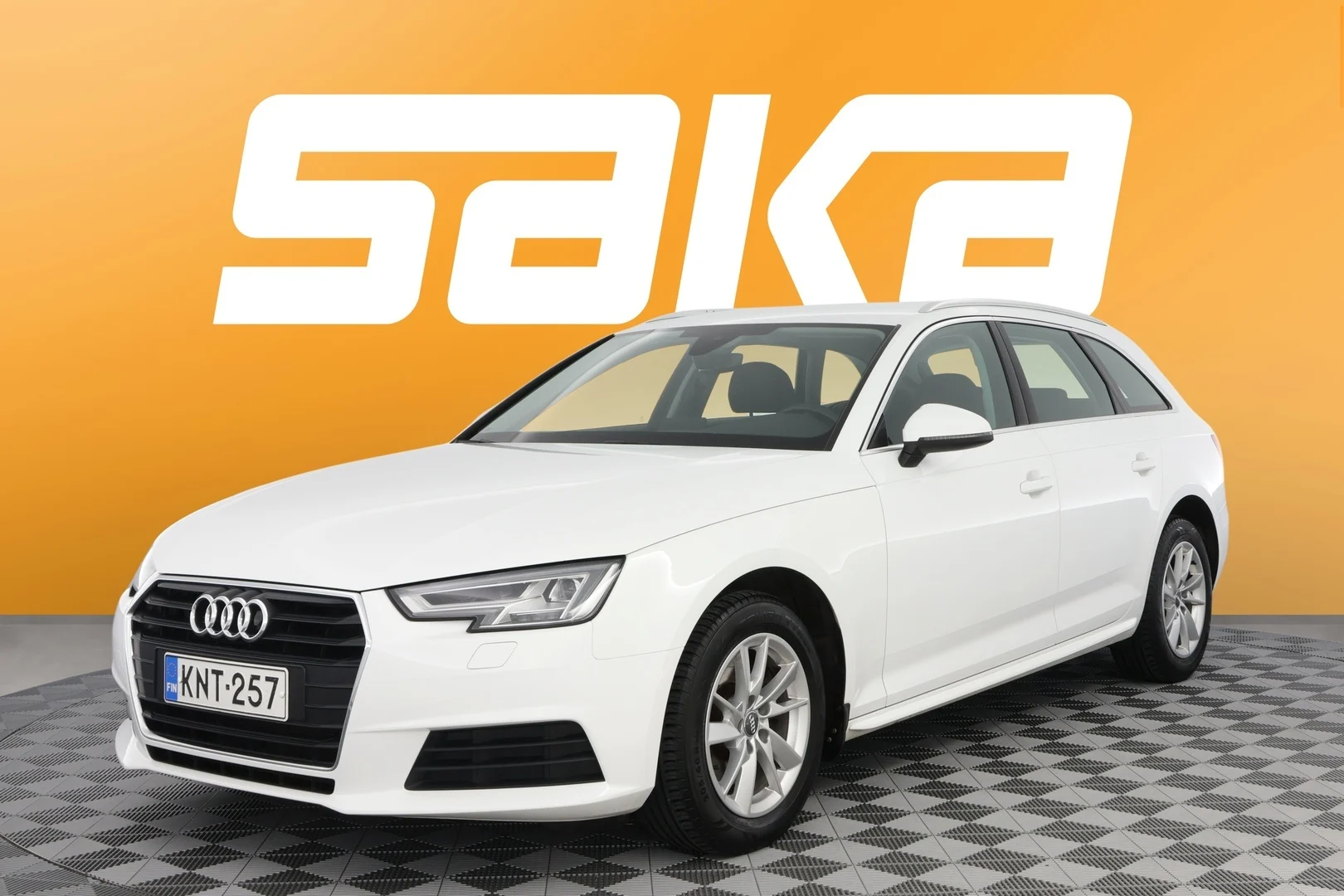 Car Image - 5AKms8zlOYF5dxaizOwO21