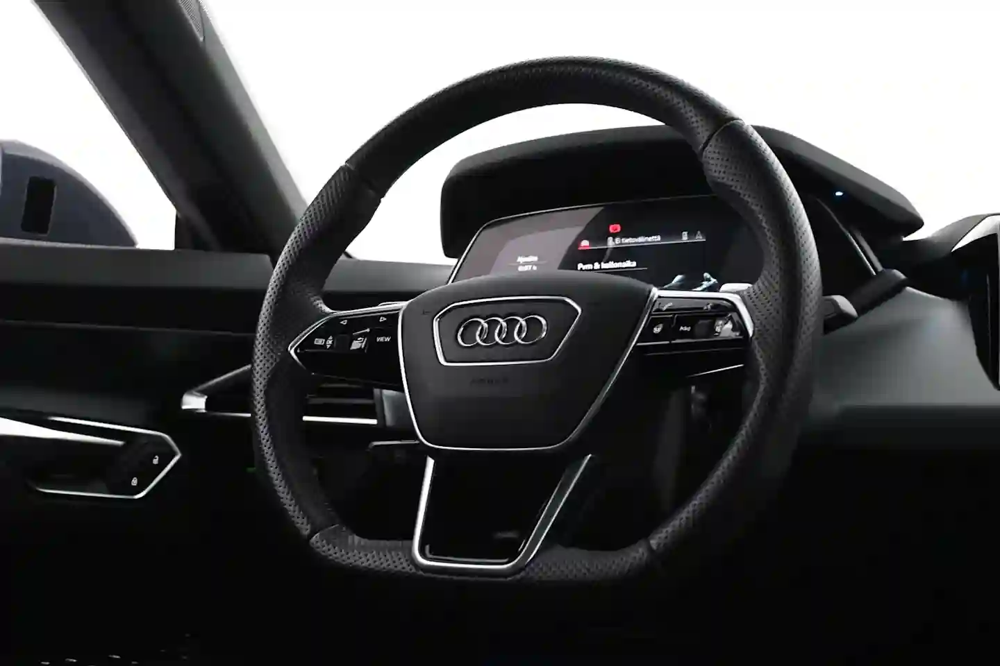 Car Image - 4fU6ahLC4Rq9tdWxlXwoXf