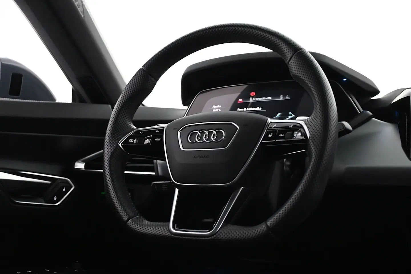 Car Image - 4fU6ahLC4Rq9tdWxlXwoXf