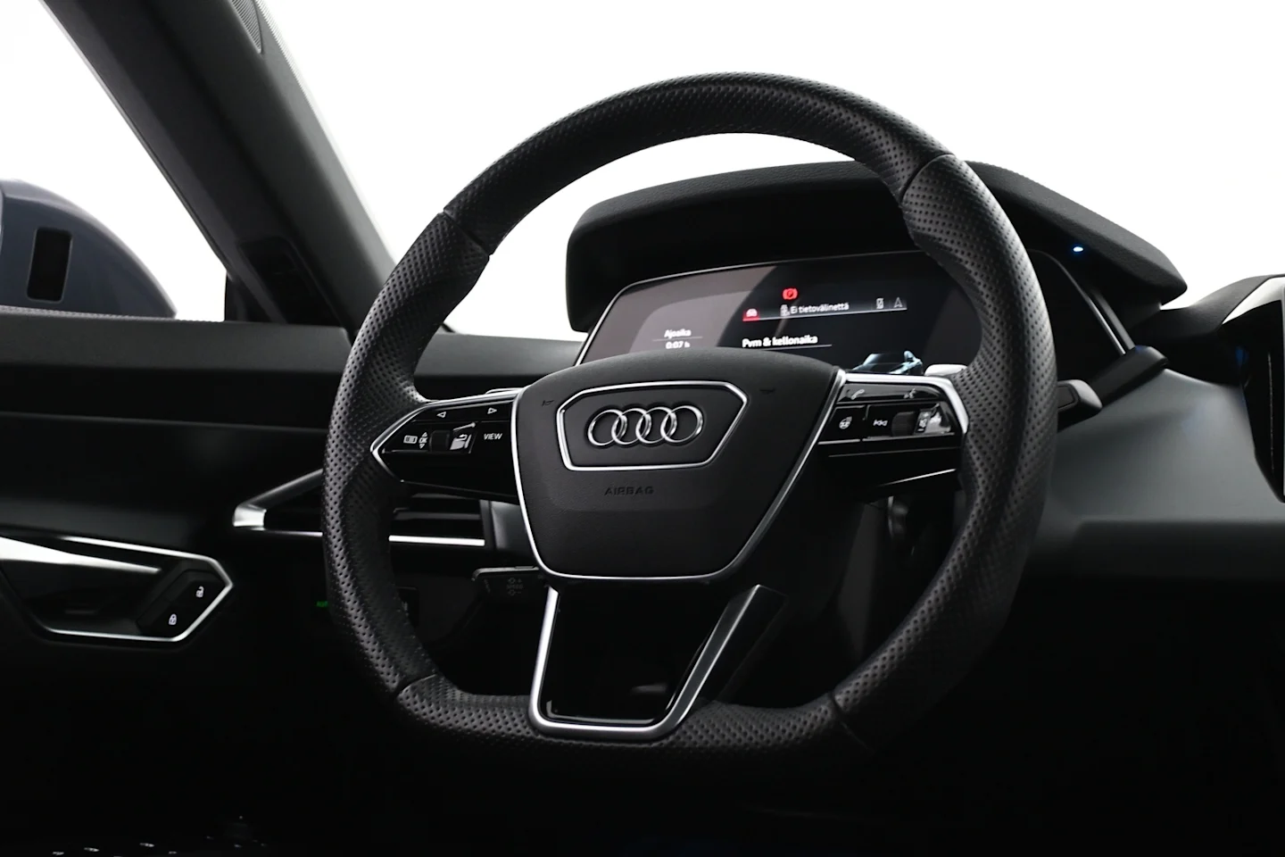 Car Image - 4fU6ahLC4Rq9tdWxlXwoXf