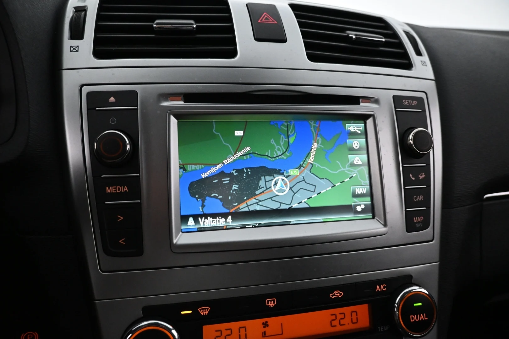 Car Image - 3hOeOiqsneosTo4ZL7RkJL