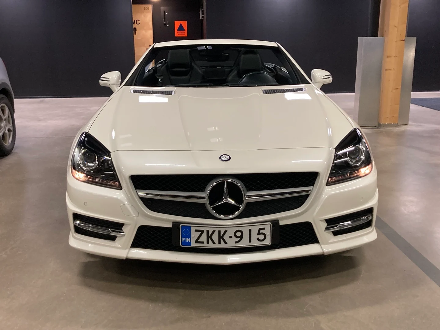 Car Image - 76Lxvlu2ZmiHscMkHgBeH7