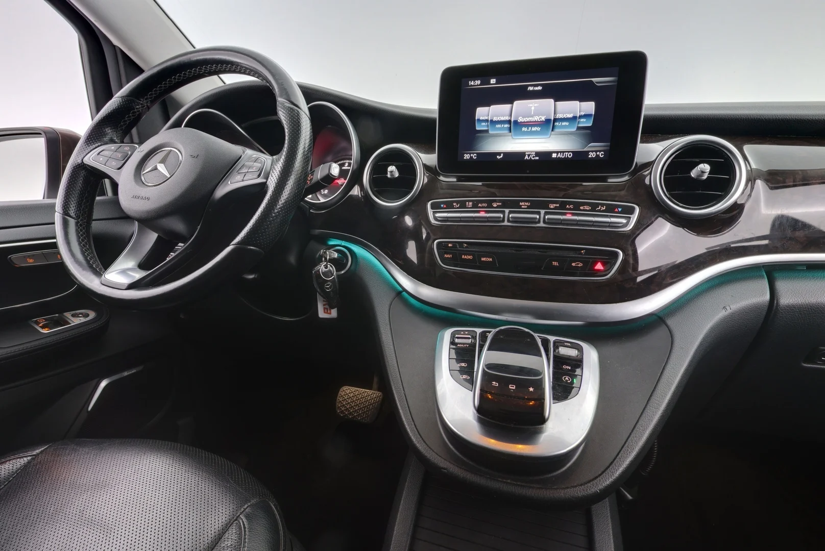 Car Image - 76w9vFwOdPGL4aVDB3DgFU