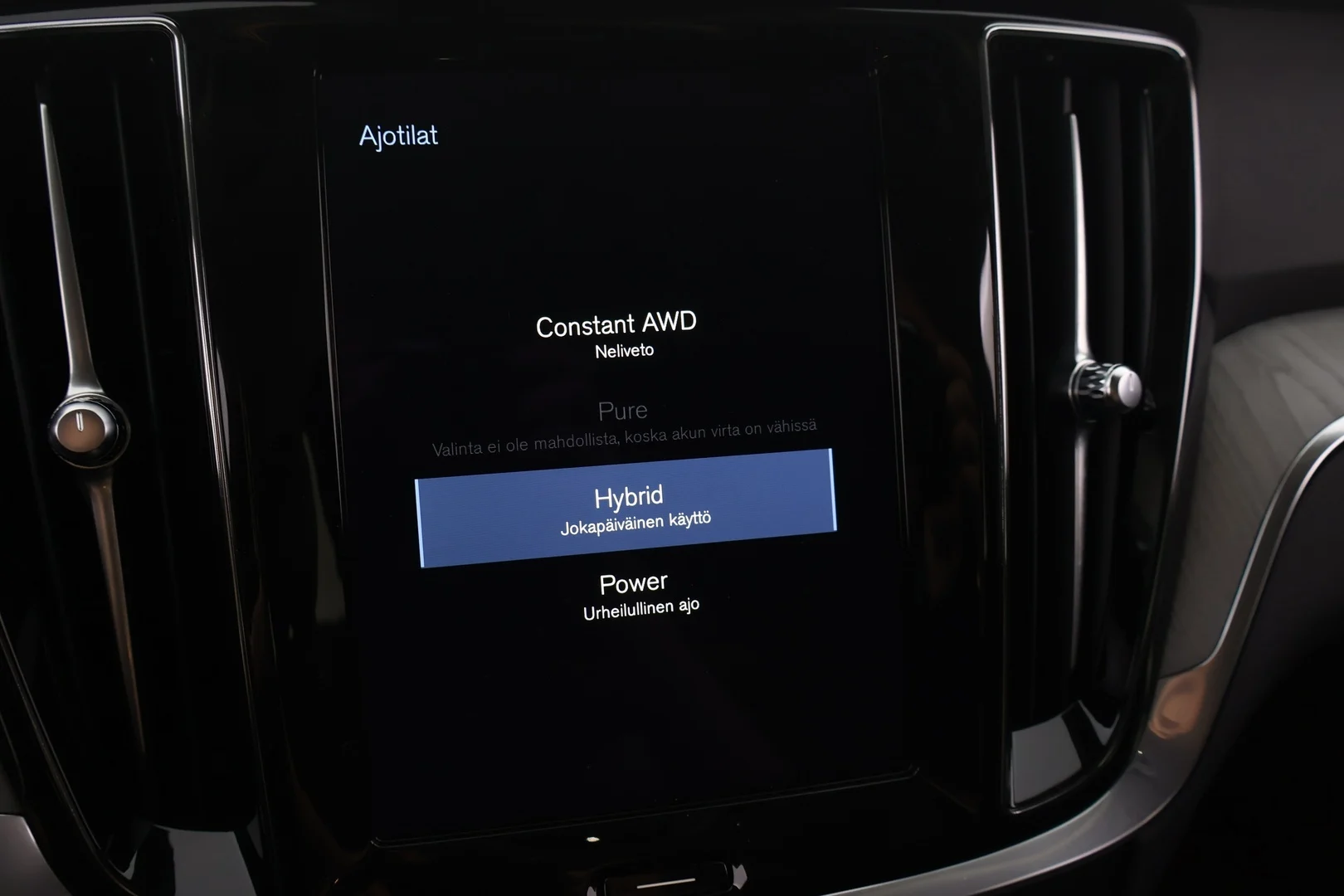 Car Image - pKKvEjCqS0QZJXdau2W5q