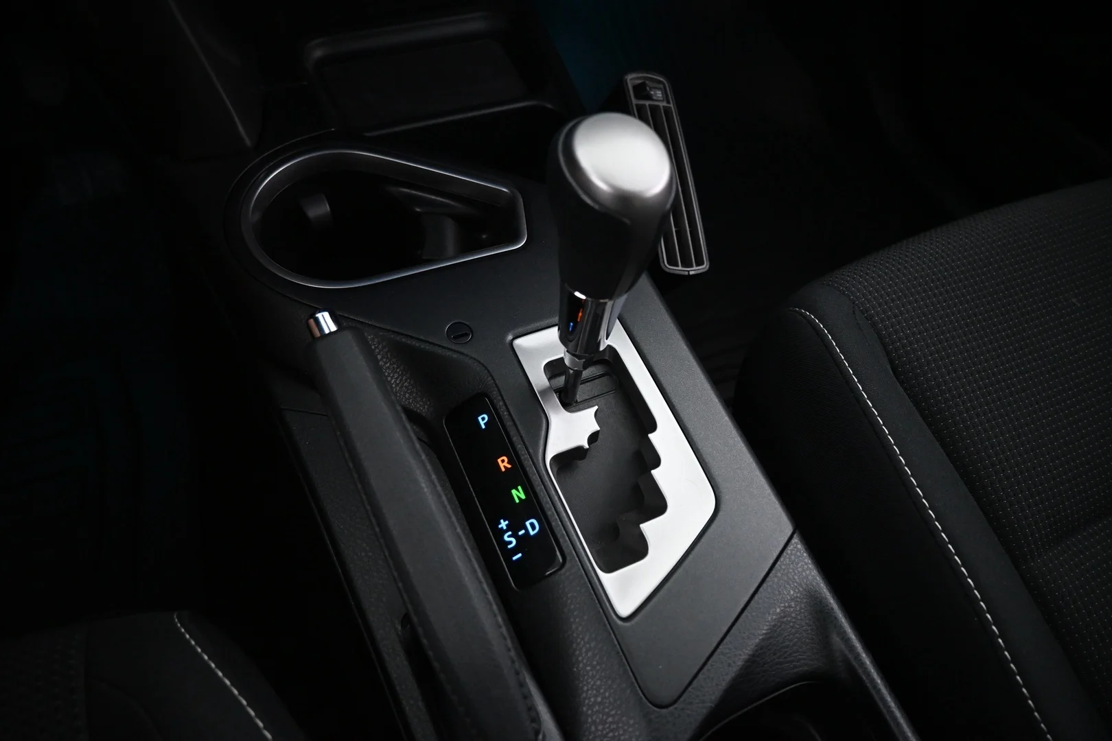 Car Image - 74bFHYtM0r4TXBHWLW6bDr