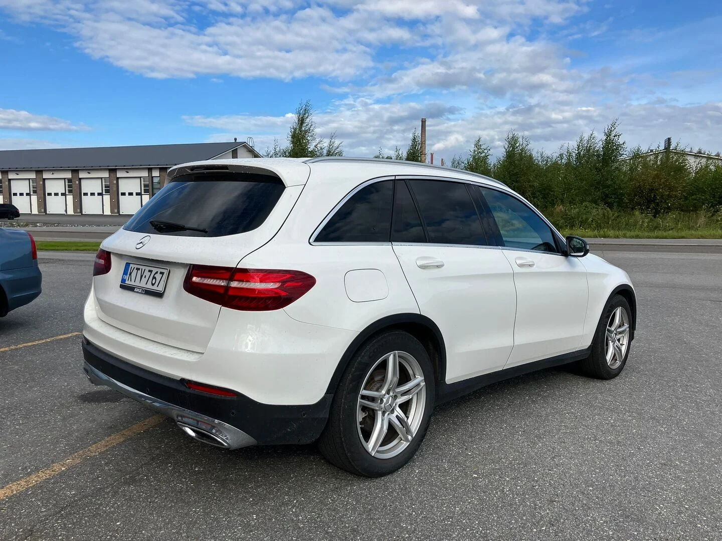 Car Image - yphnNgxUfUhlw8Jahl8zu