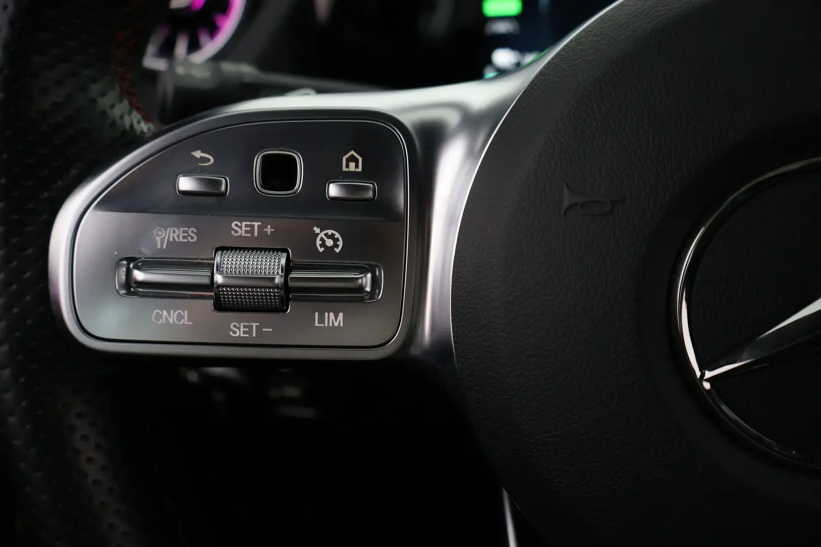 Car Image - 3ZDpOqvQDpwuSDrijrTvIJ