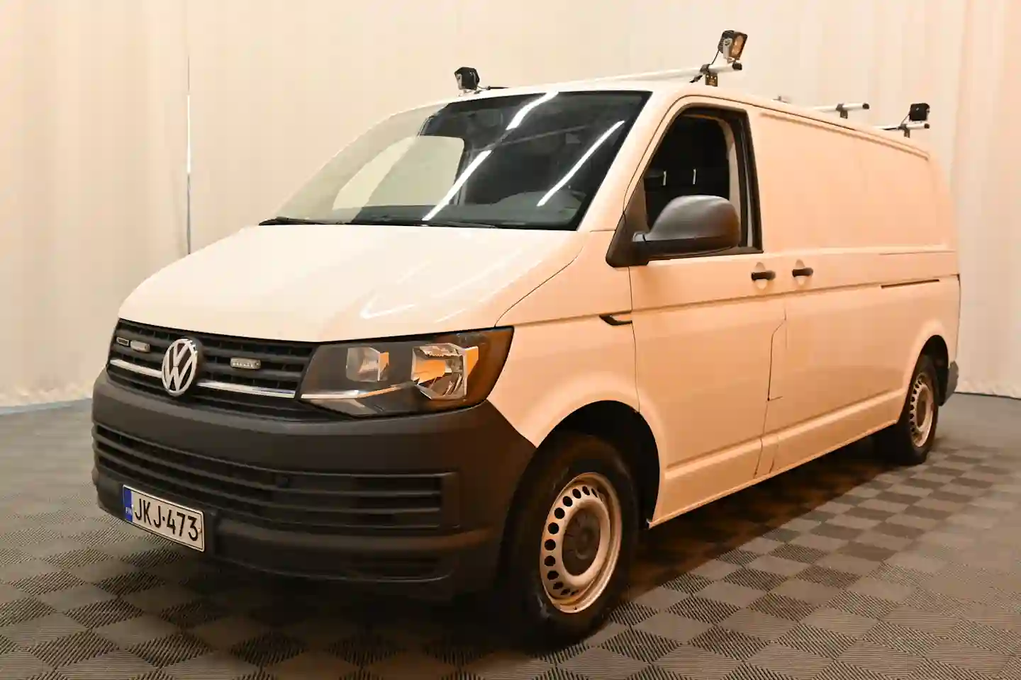 Car Image - 3CEw9tBkL4FW1VKynmn5zP