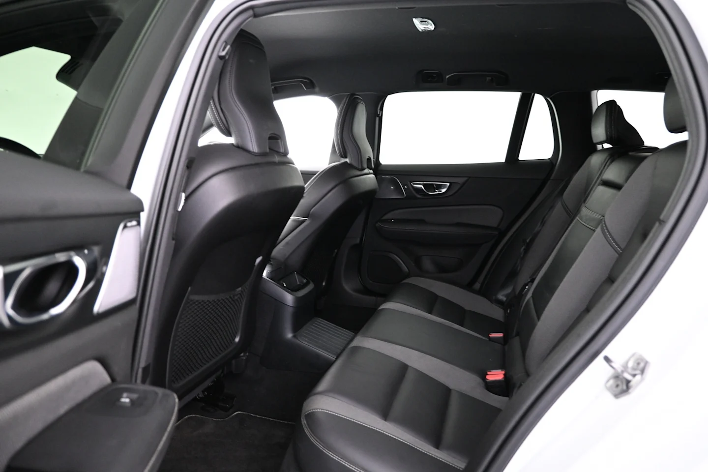 Car Image - 2Khy3EaHqWFEmt9myHVW2b