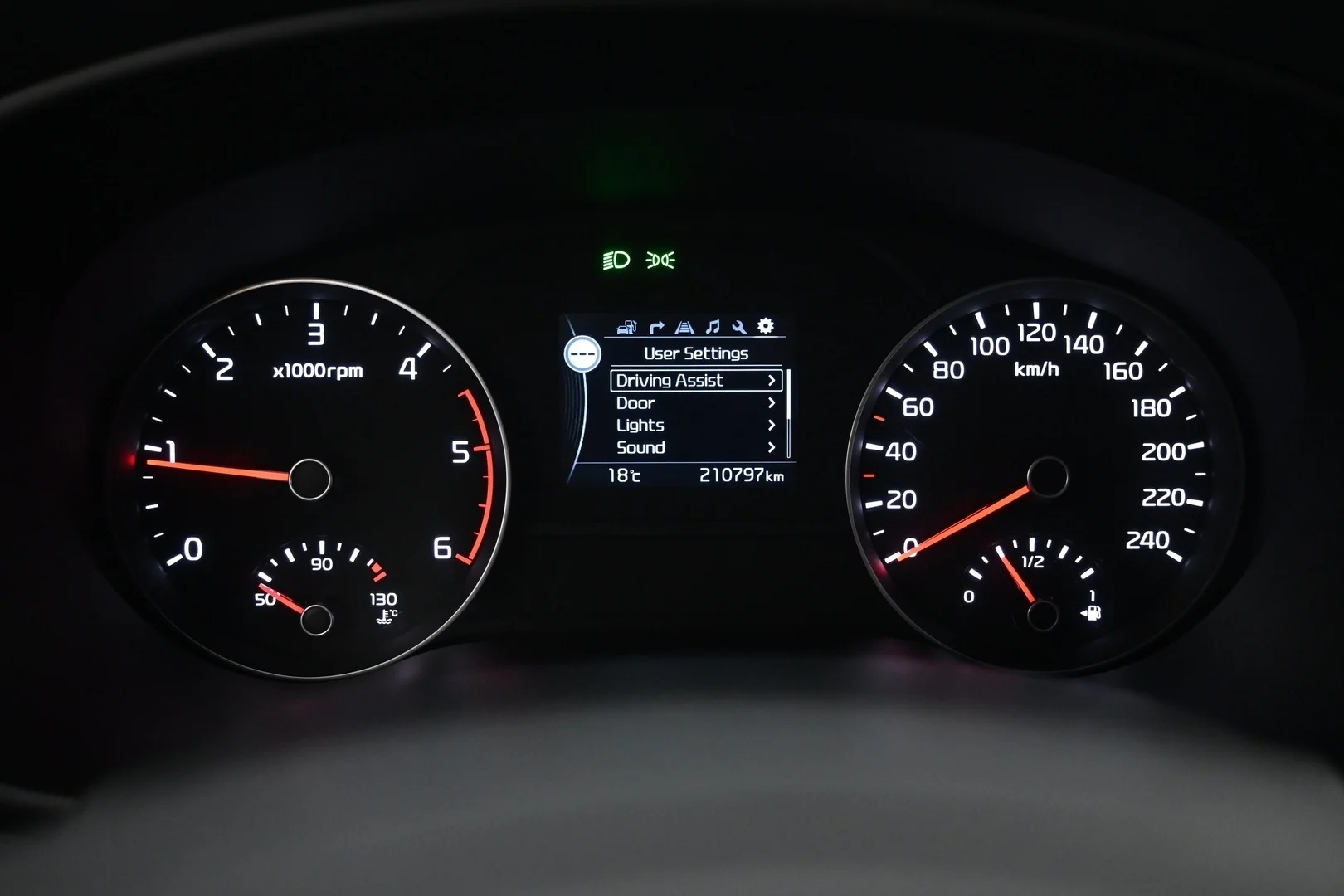 Car Image - 1p3D6pwtUy68Om8jD329hE