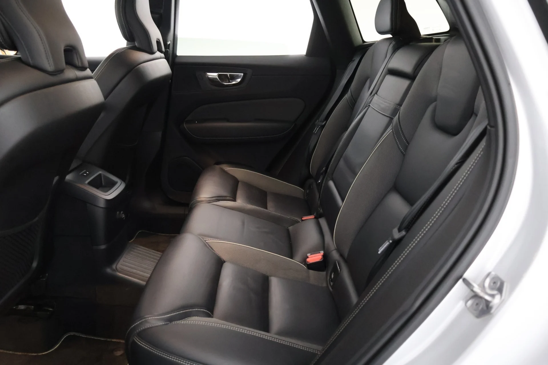 Car Image - 2msqeARjcS6VOZmfLcsnG5