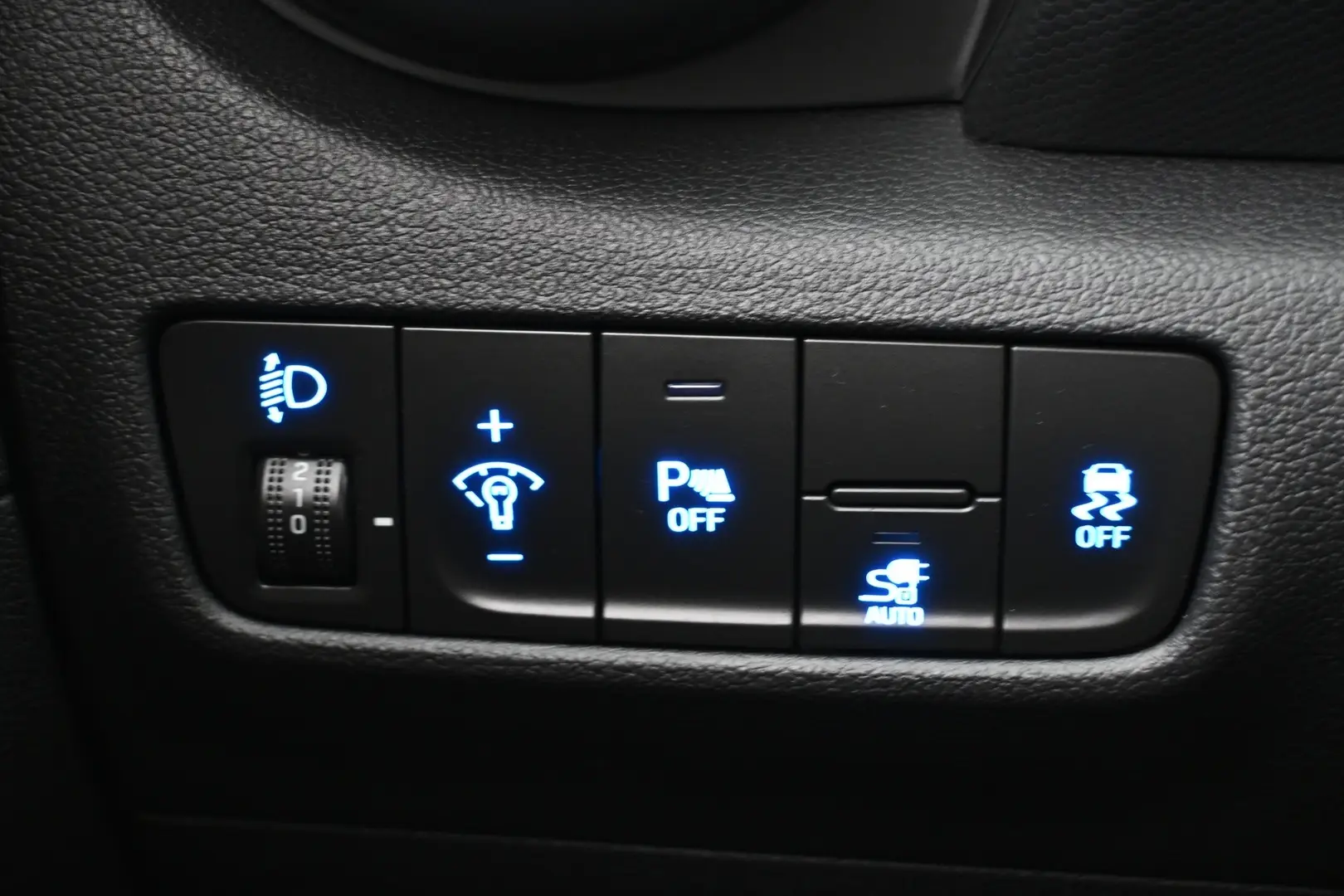 Car Image - sKUlvgThPhtbh3x9LNwTc
