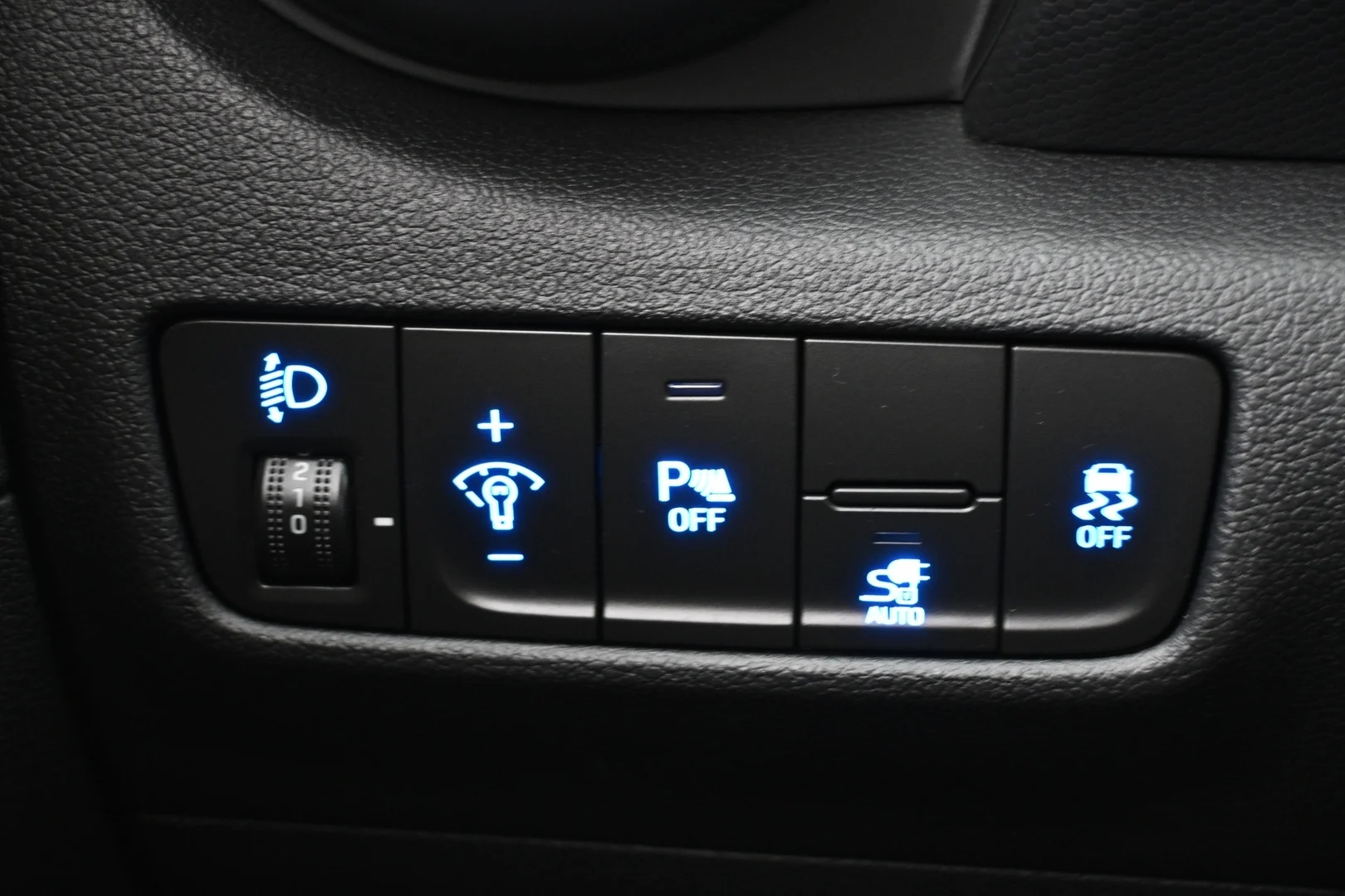 Car Image - sKUlvgThPhtbh3x9LNwTc