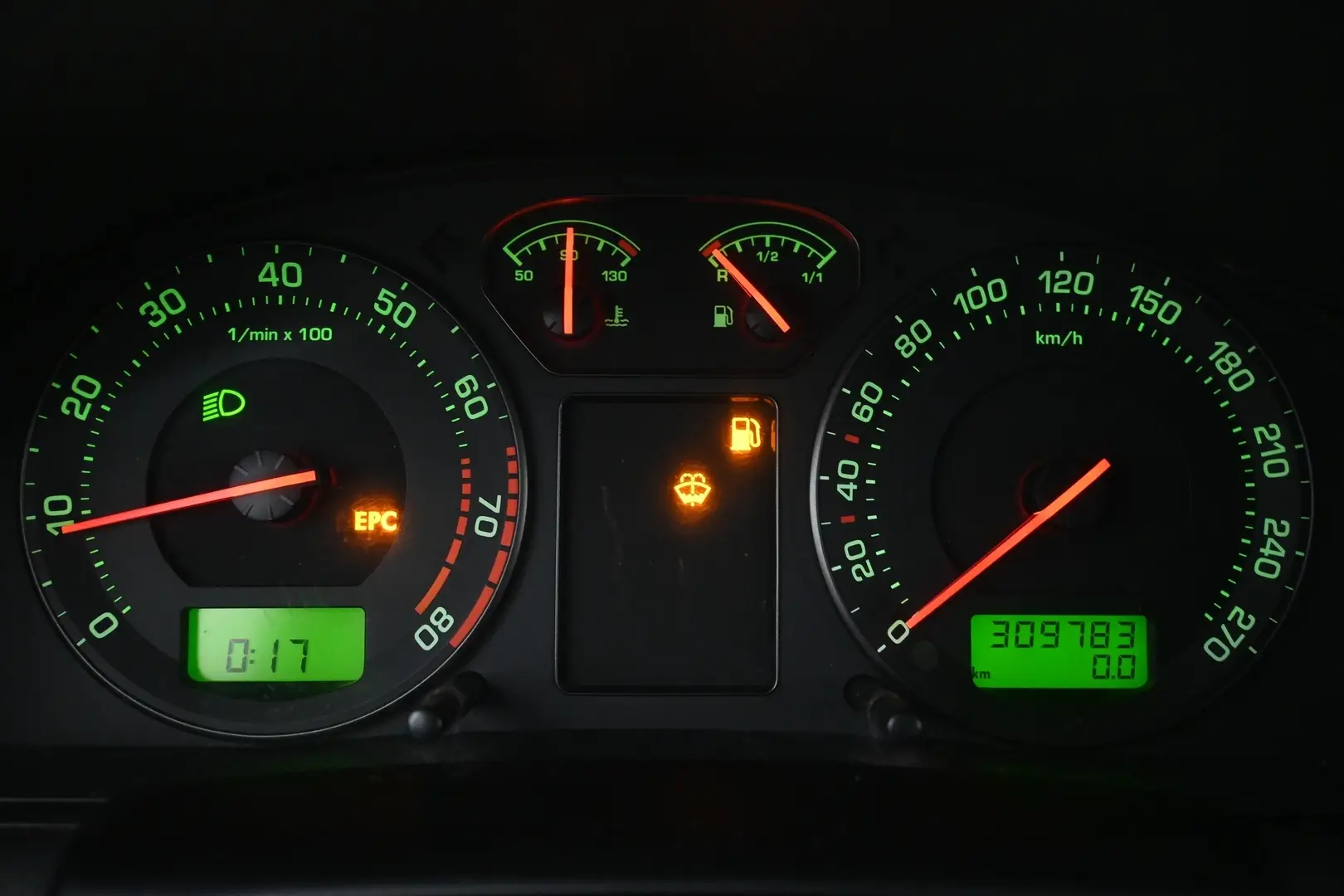 Car Image - 3P8L5yaBw9gZ9ePJKQHSRh