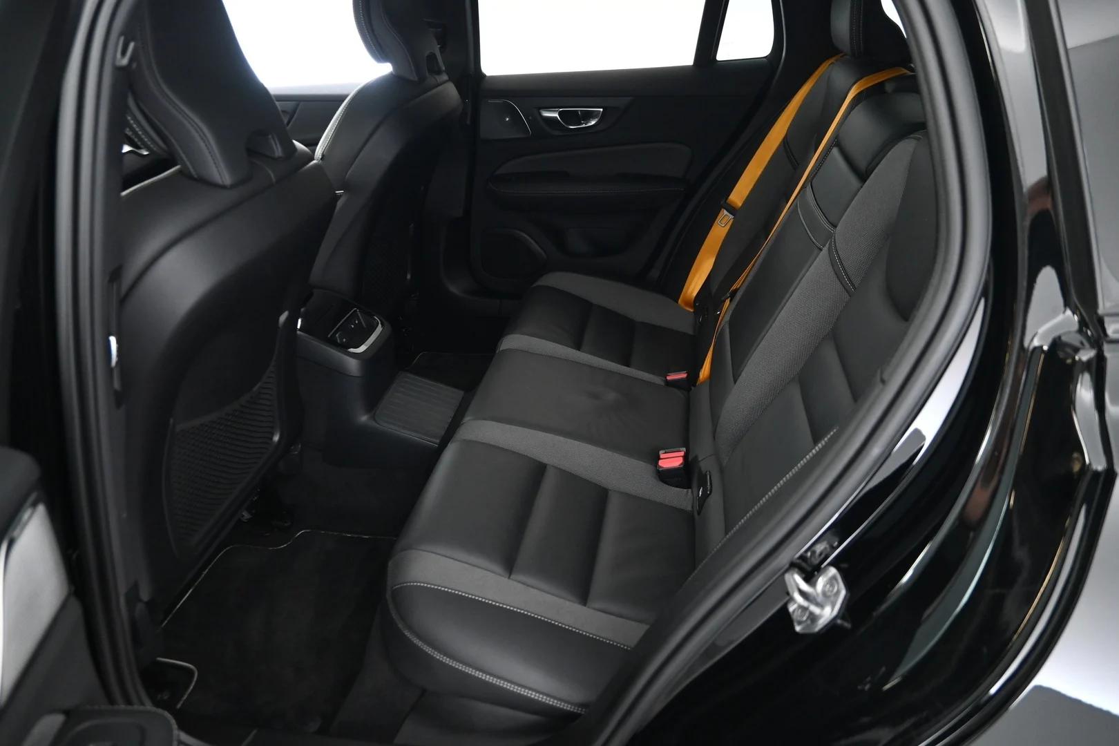 Car Image - 6QBV3njAOjPjXmLmlylnK5
