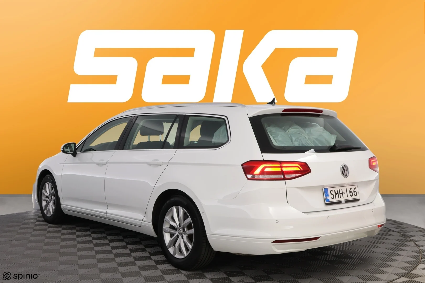 Car Image - 4nzwQsHx9X7l8ZrJFCklr8
