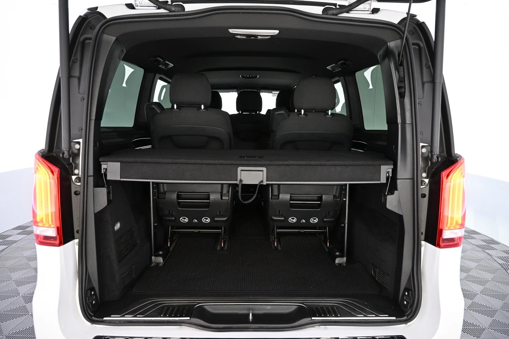 Car Image - 4klSfUZYm3l7yrnvE0w0ij