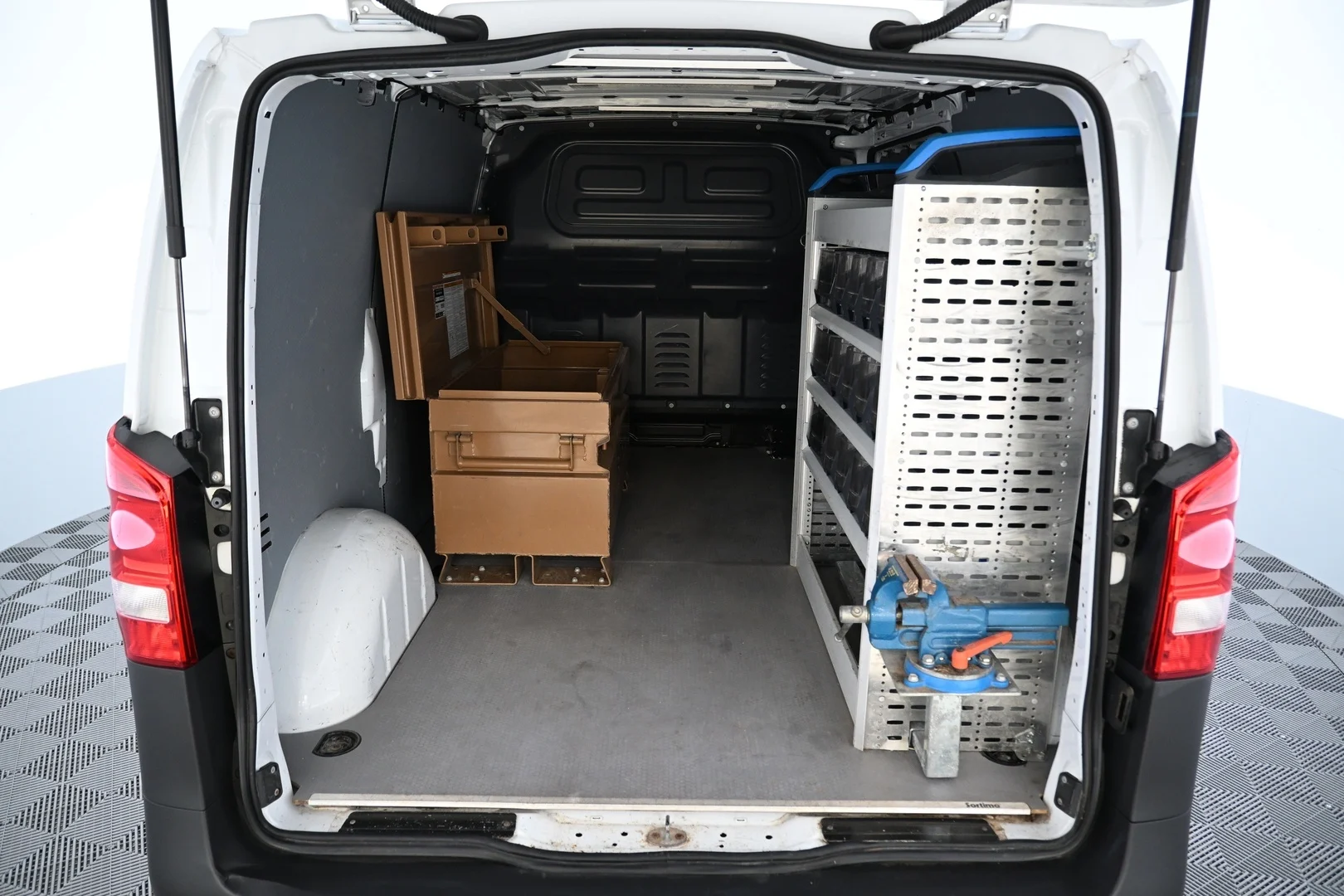 Car Image - 1gd79pA0MFaWSRdAhYy2u7