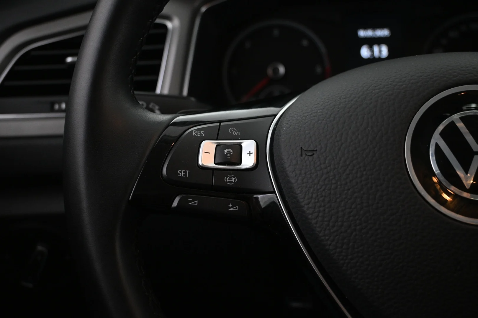 Car Image - 1aHYKO0f1gTQdjNEaCkgut