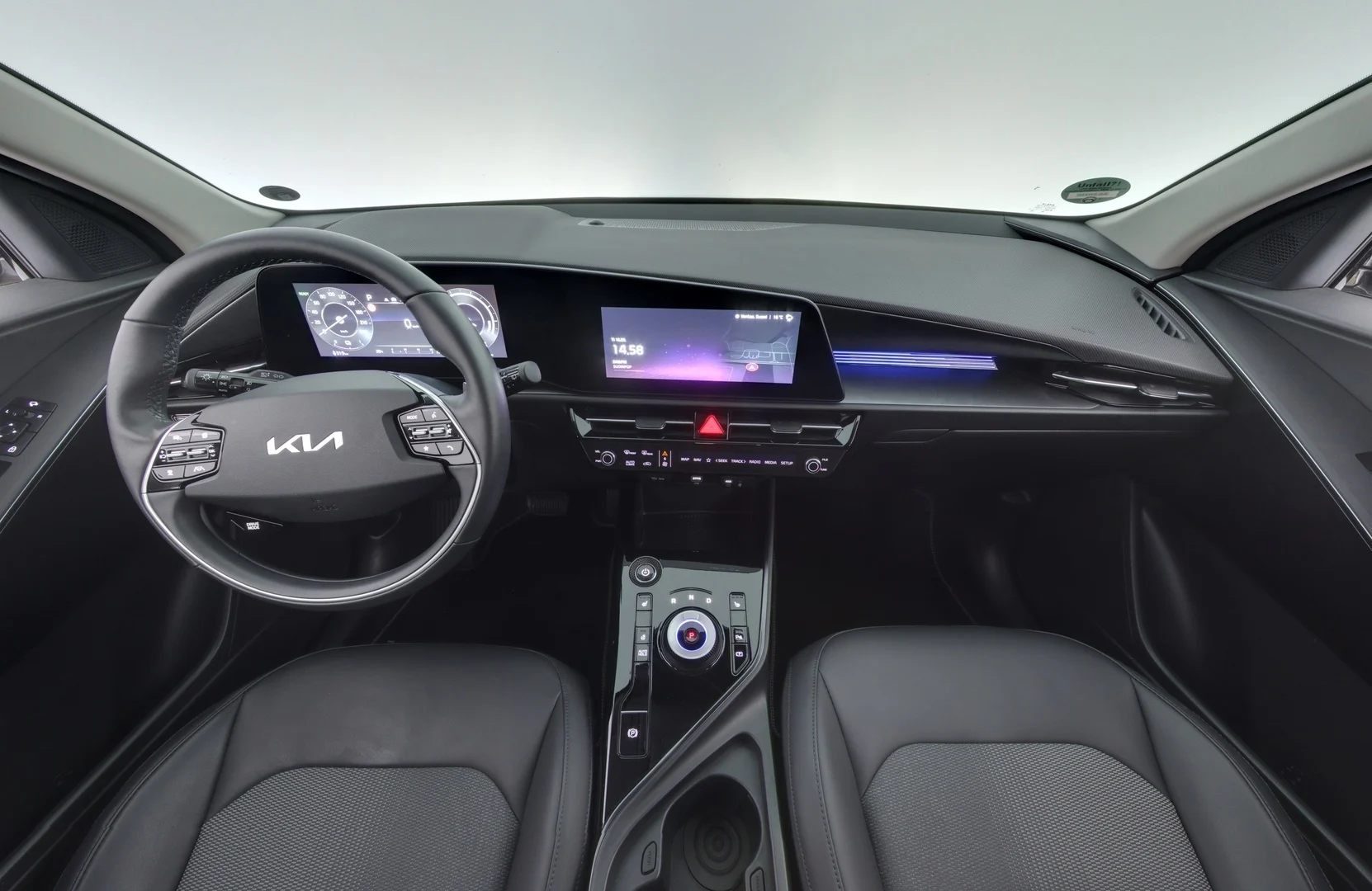 Car Image - 3jfgTCZzN1HKSaAFBK8vmn