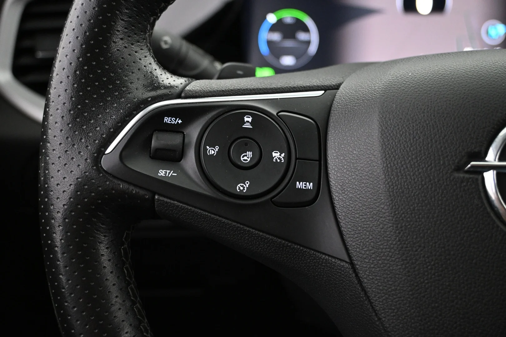Car Image - 53657wB6Lw1yFjUozG5y7d