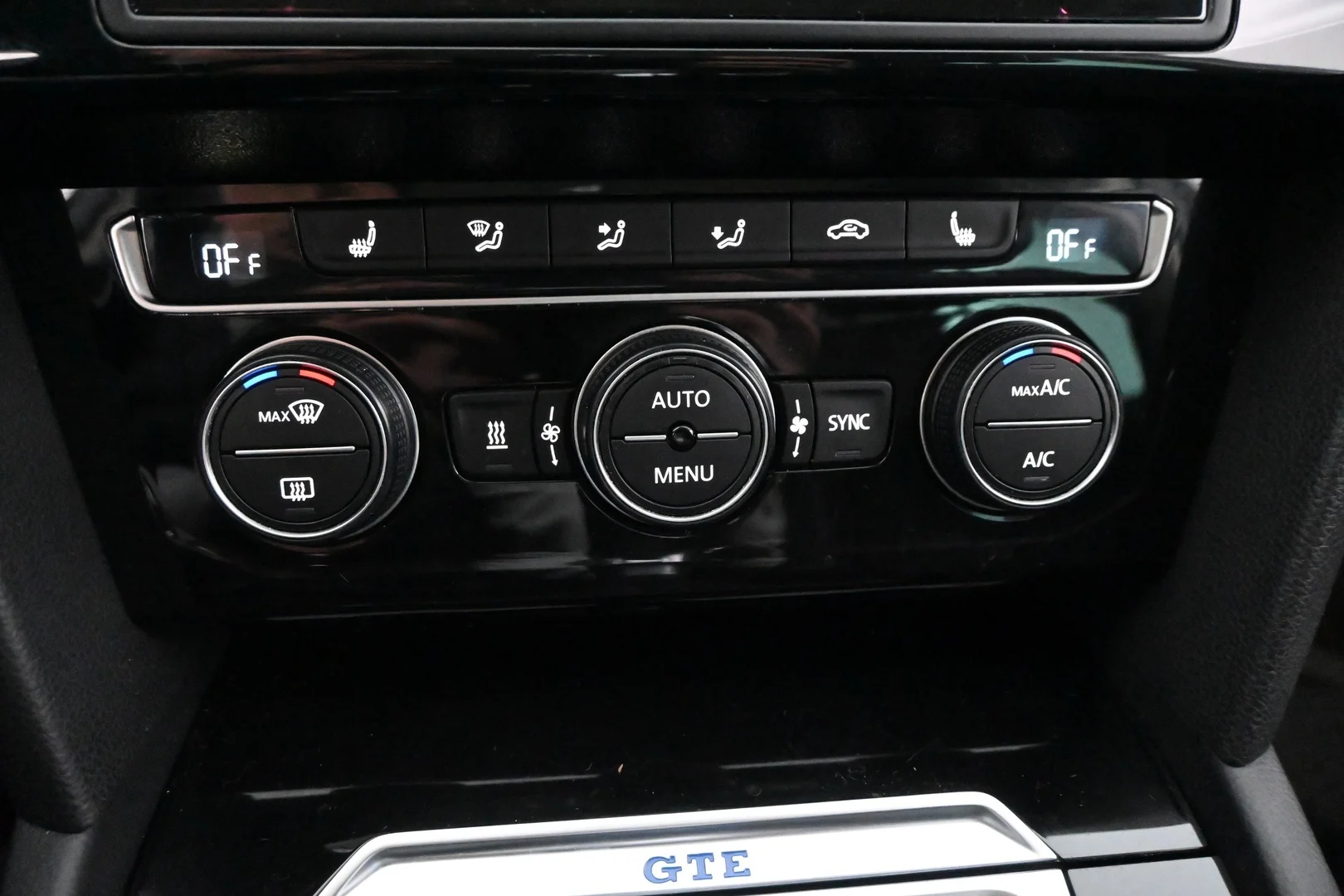 Car Image - 5k4wXC2en3YcCpwik1LVqj