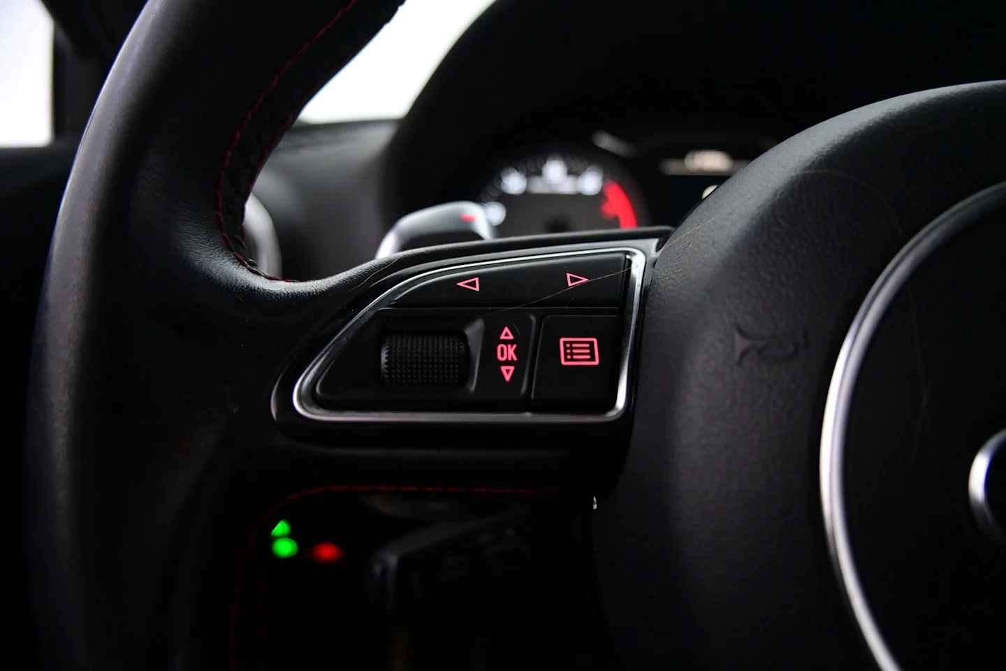 Car Image - 1YbHLCdSPqmgdphdeYn5O4