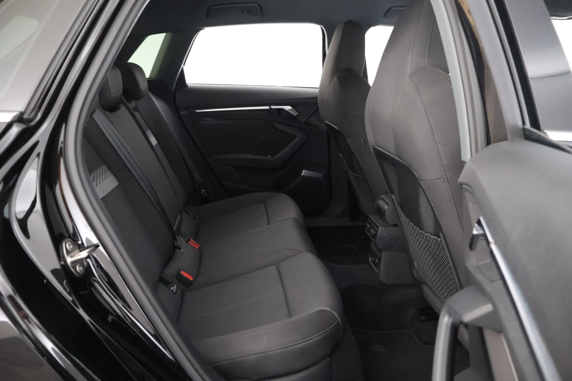 Car Image - 53HUm62MoZJMN4by0MKPR4