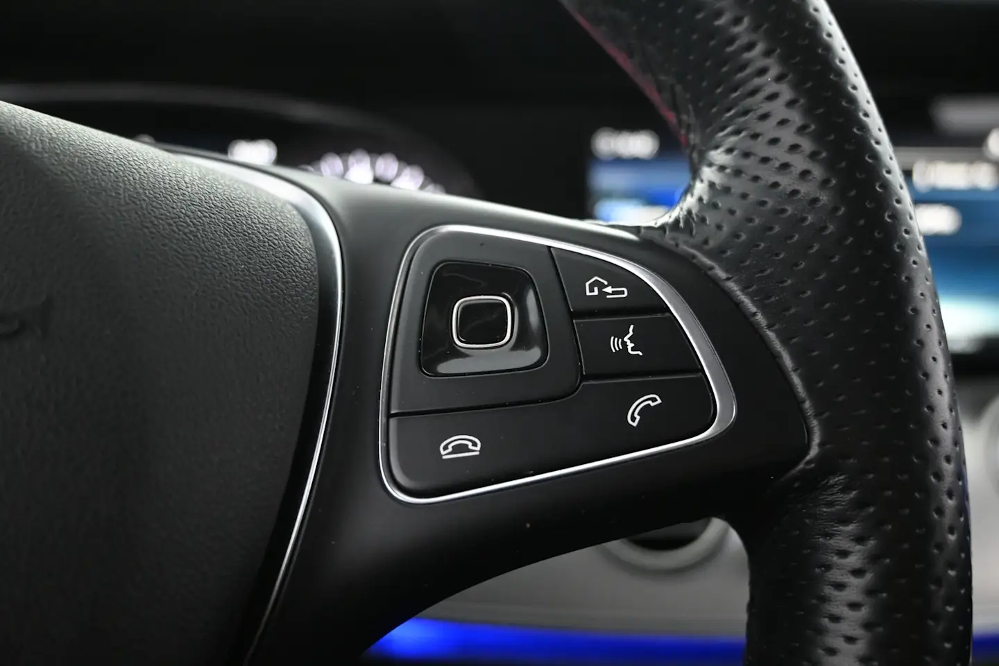 Car Image - 6PXKZis6RLVXOgttrQjxPw