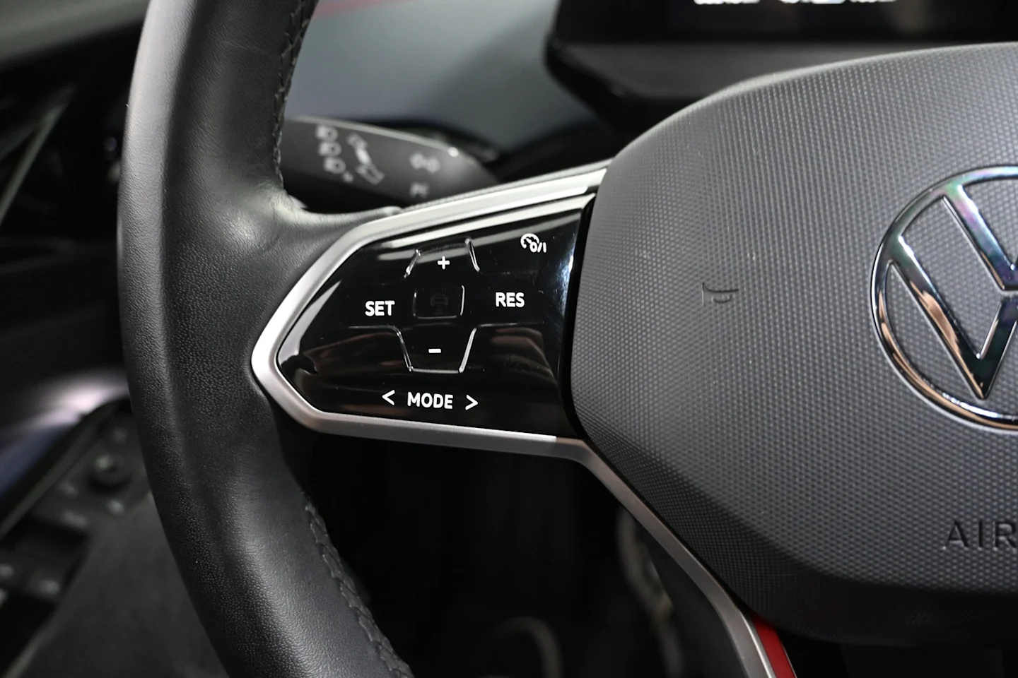 Car Image - 3Cjiie5sVMuBPGOM2HT31c