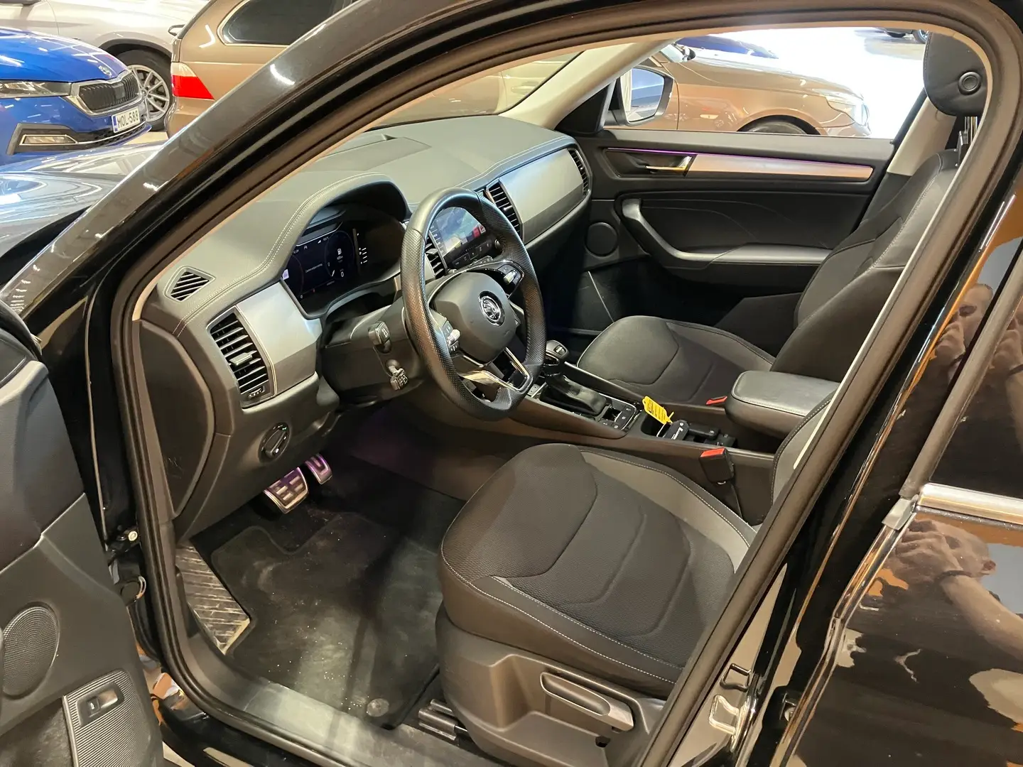 Car Image - fBVTWxjOrsJiL4IVaeHRO