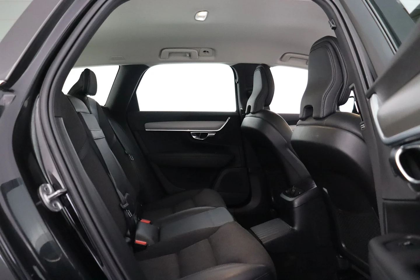 Car Image - 2kezrV2pK5hZkMezTDL0d3