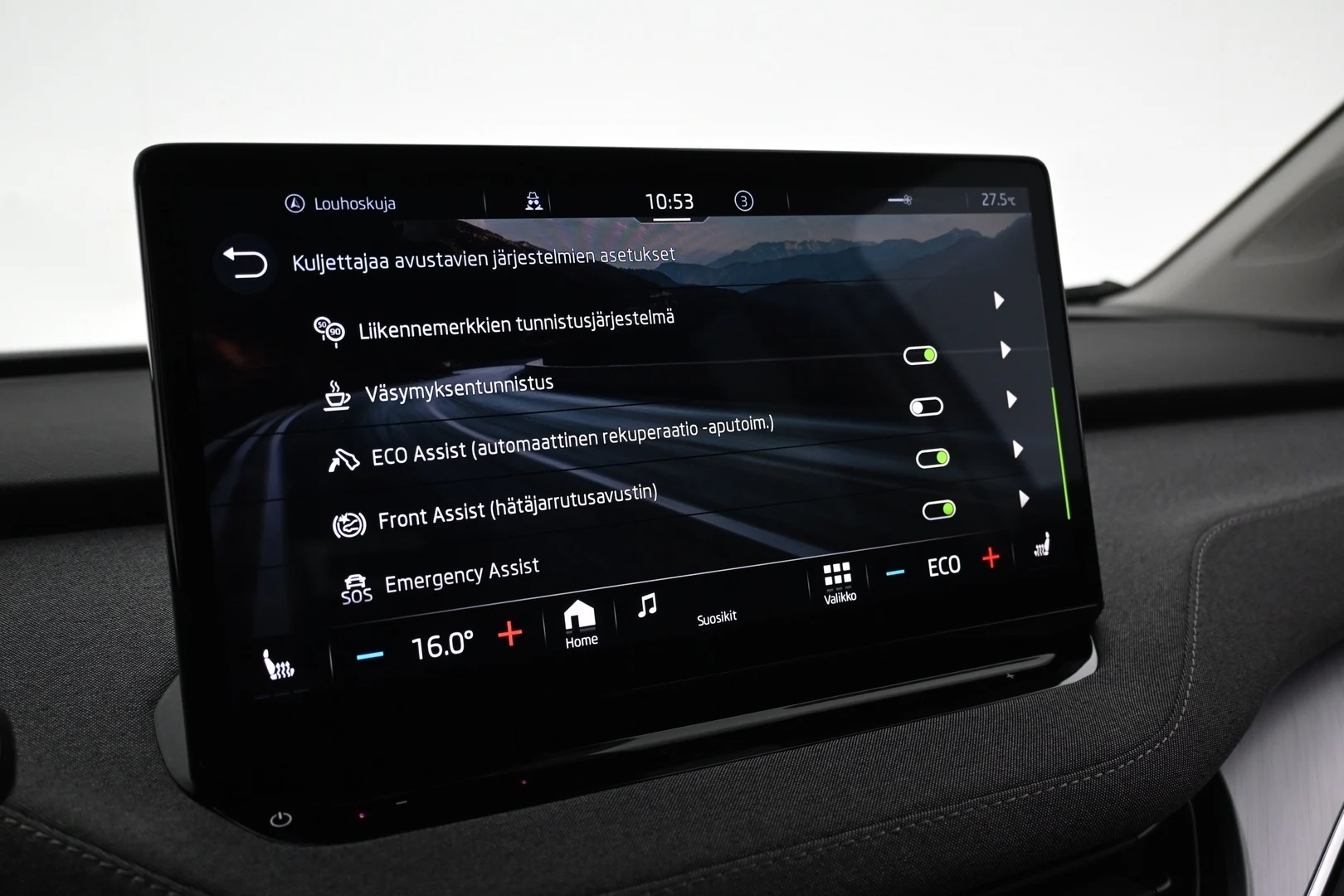 Car Image - 6syIhLi71X9RsXFaxCIzIN
