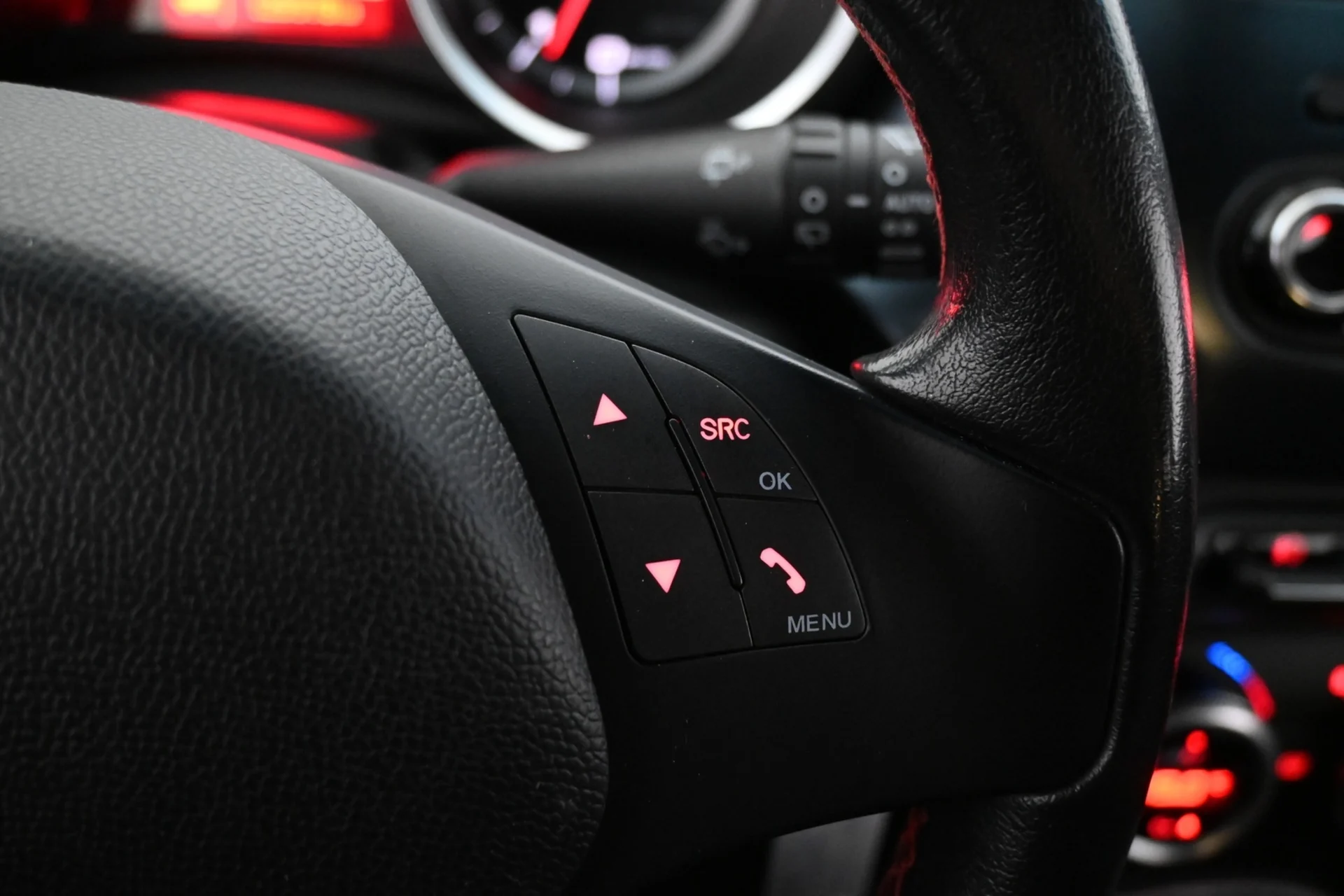 Car Image - tG6IkYX9dTw1M82Vvjk5x
