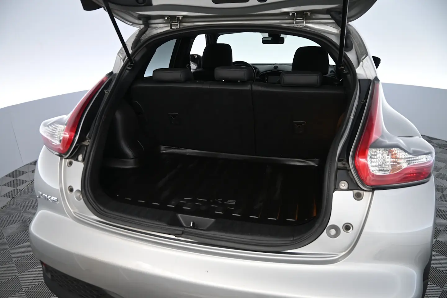 Car Image - 5zDHIYtD5Xn496zr3VTKv6