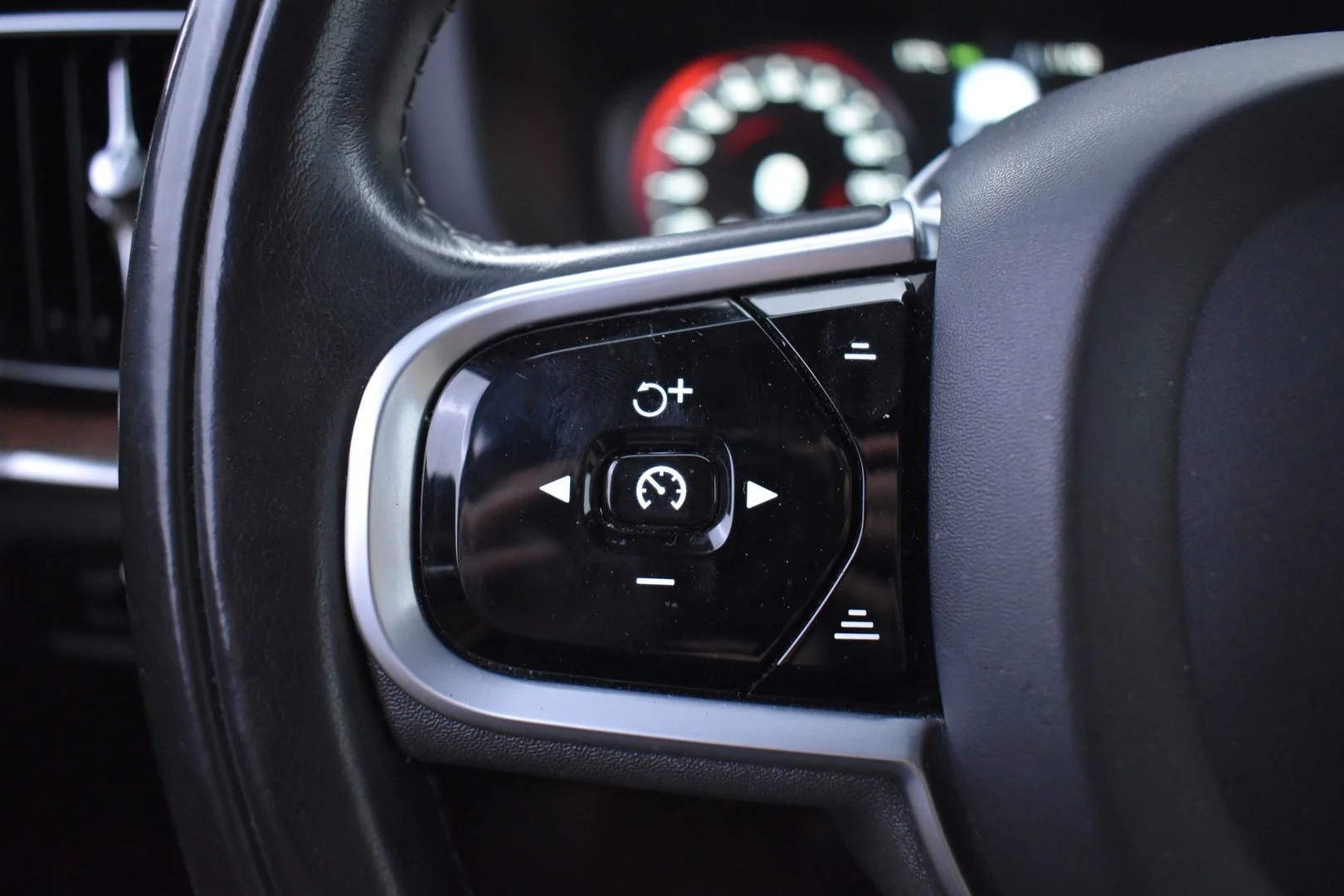 Car Image - 43JMLuSAbbdYQd5YsUMkn5