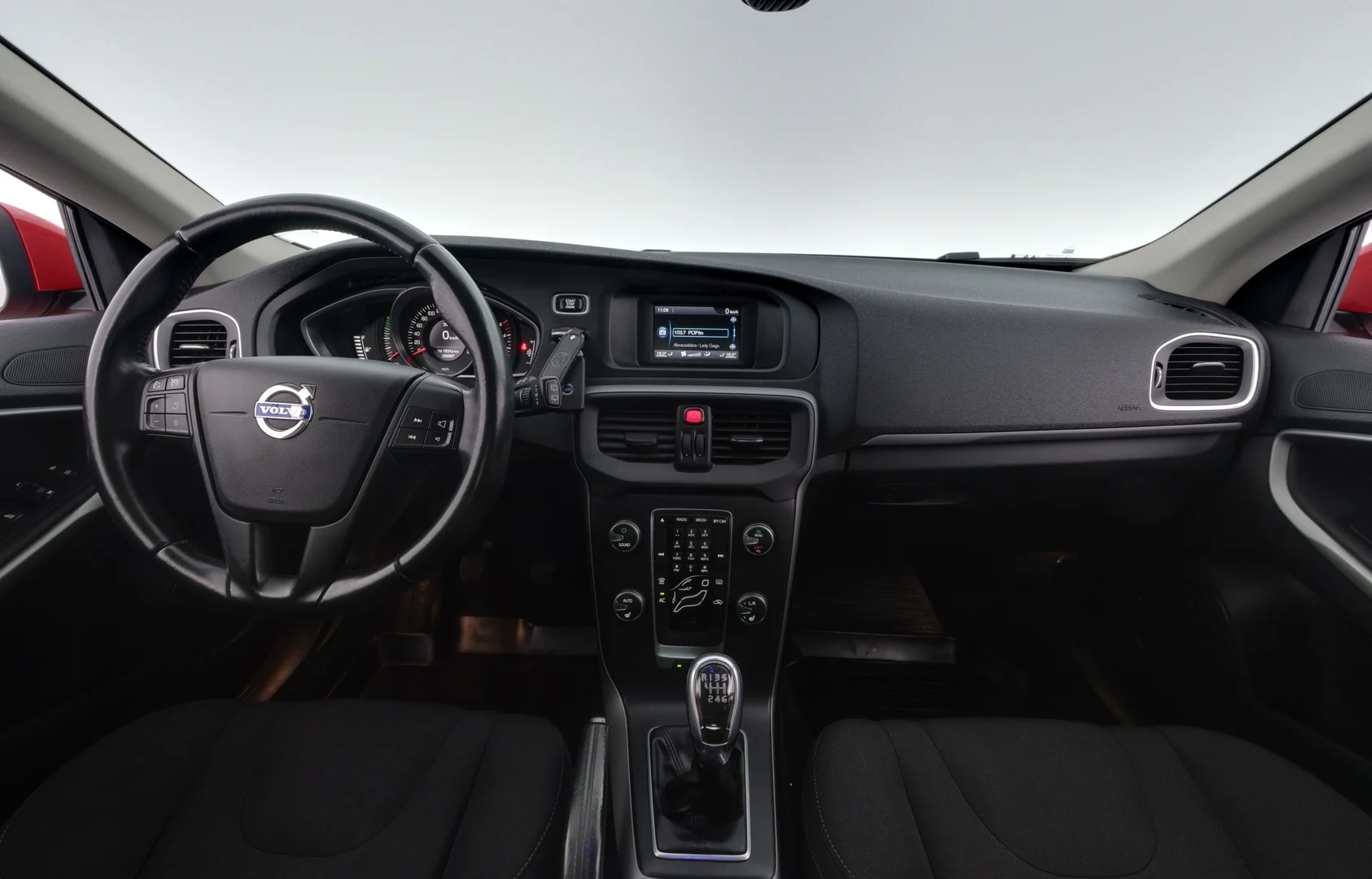 Car Image - 5RMRuY0oq7fQWw7xech4A1