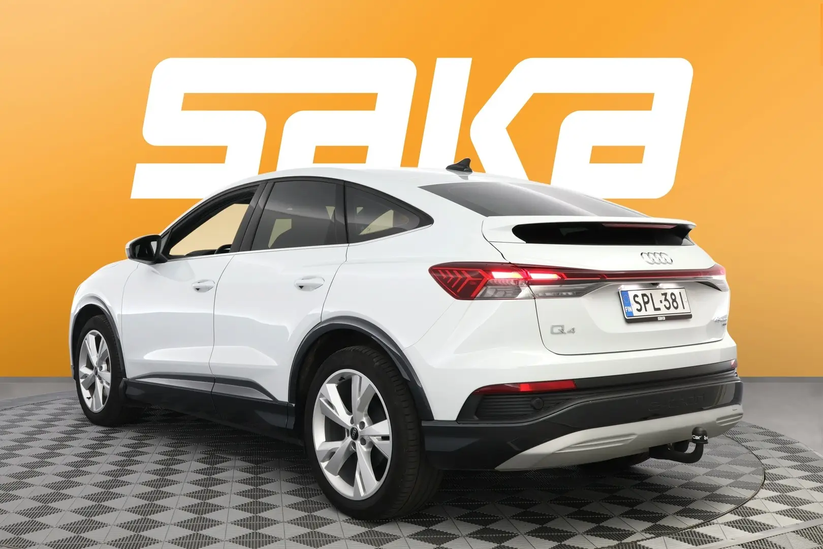 Car Image - DvZBINyq8JNIeirTfnZka