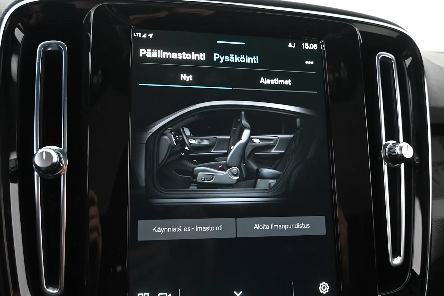 Car Image - olDDWY0XsaDFyqyWhmOyG